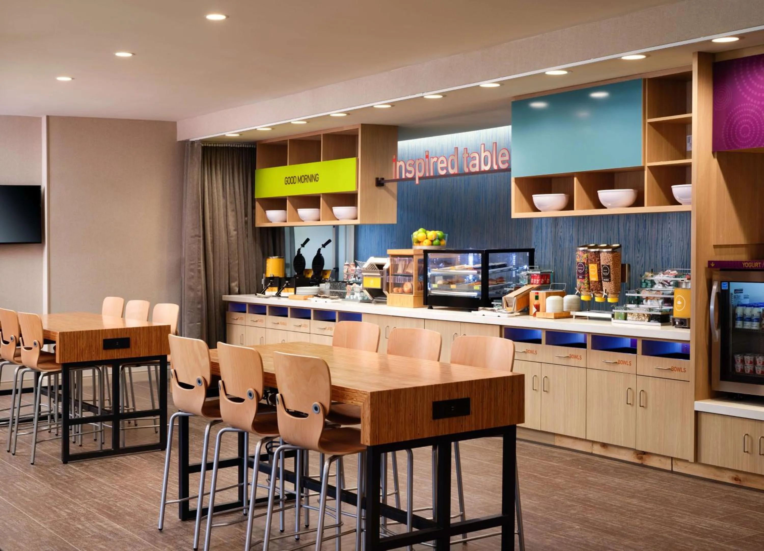 Breakfast in Home2 Suites By Hilton Tupelo