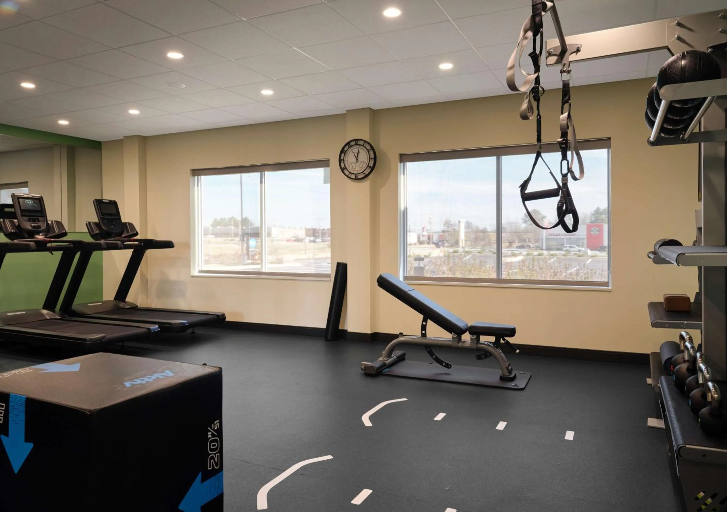 Fitness centre/facilities in Tru By Hilton Tupelo, Ms