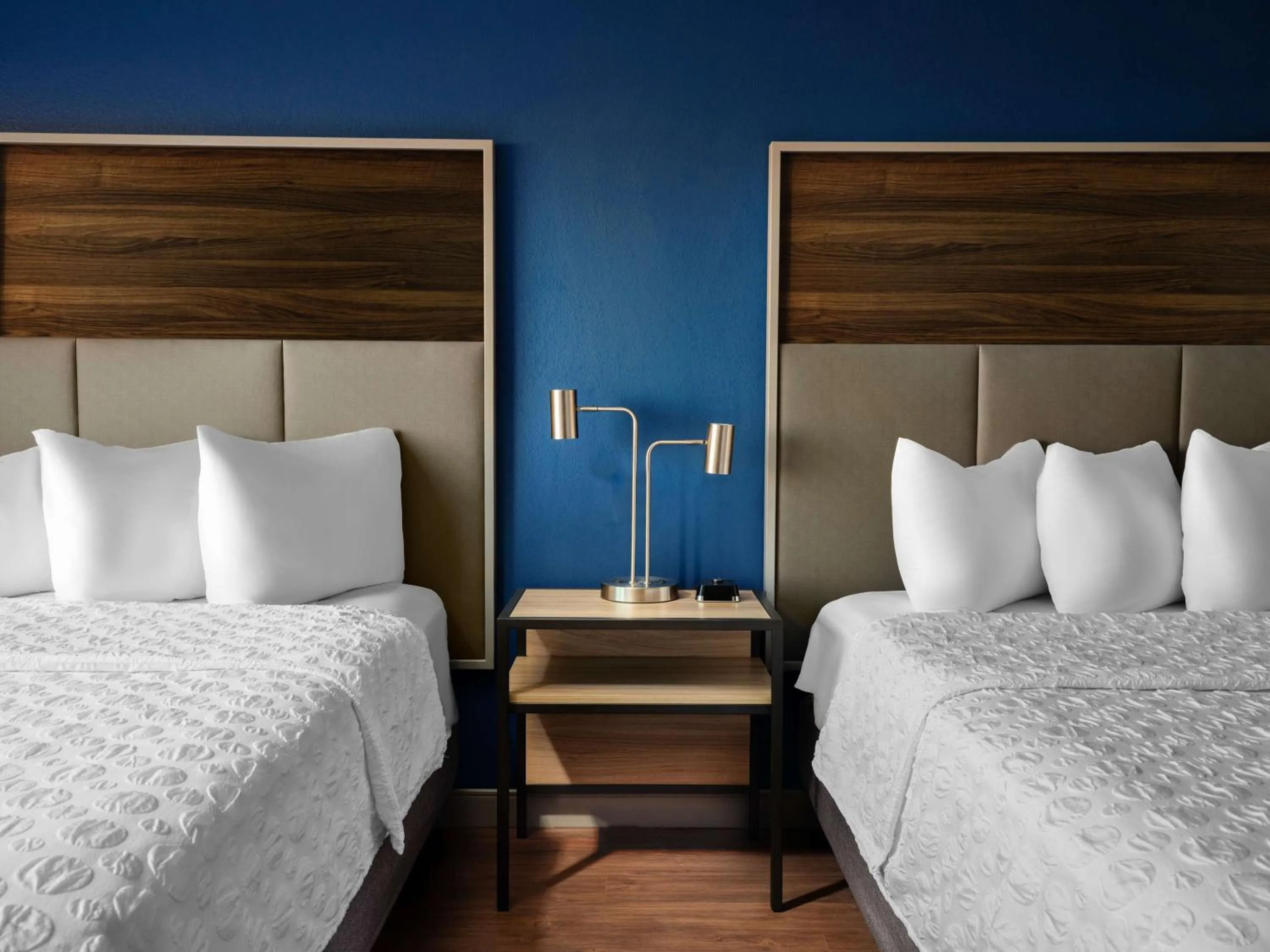 Bed in Tru By Hilton Tupelo, Ms