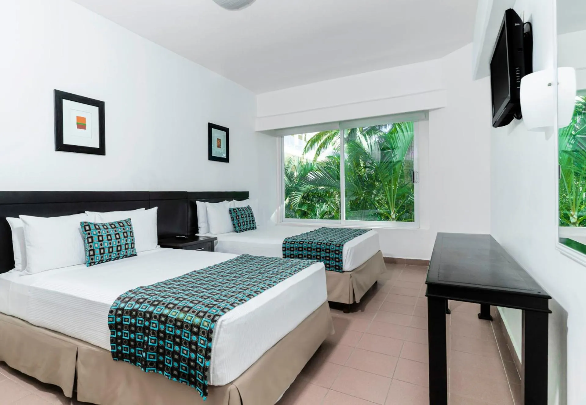 Garden view, Bed in Krystal Ixtapa All Inclusive