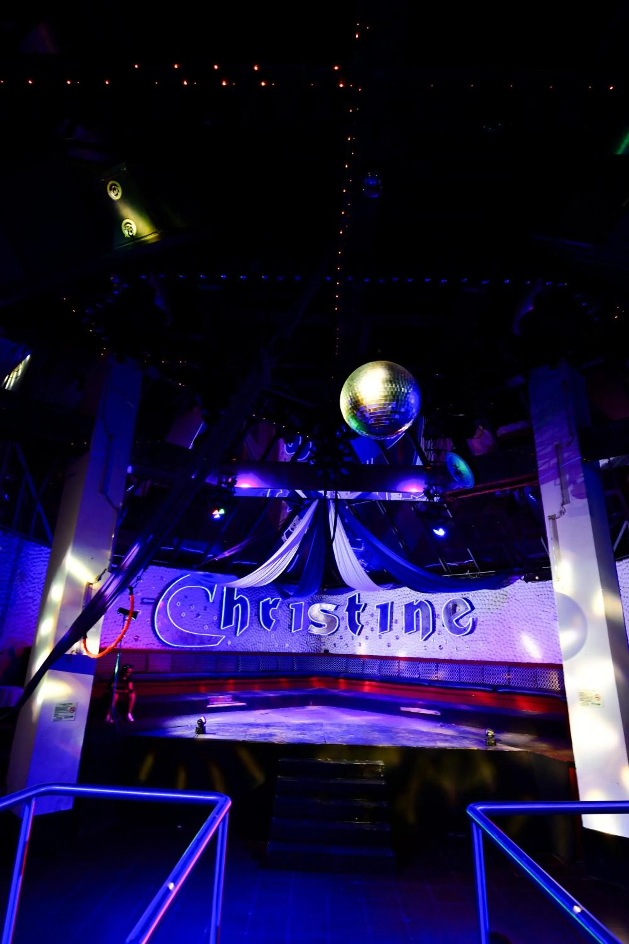 Nightclub / DJ in Krystal Ixtapa All Inclusive