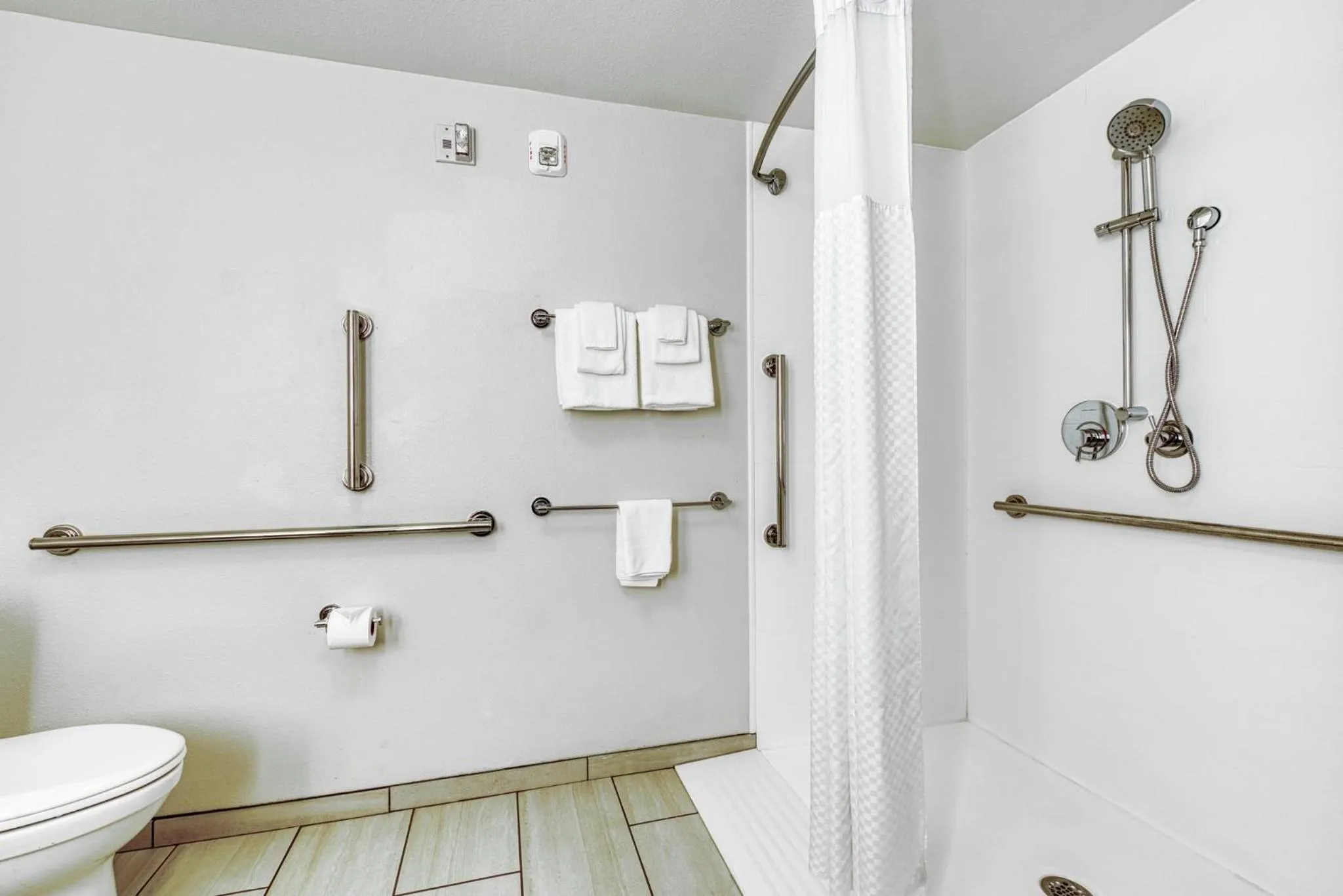 Photo of the whole room in Holiday Inn Express & Suites - Manitou Springs by IHG