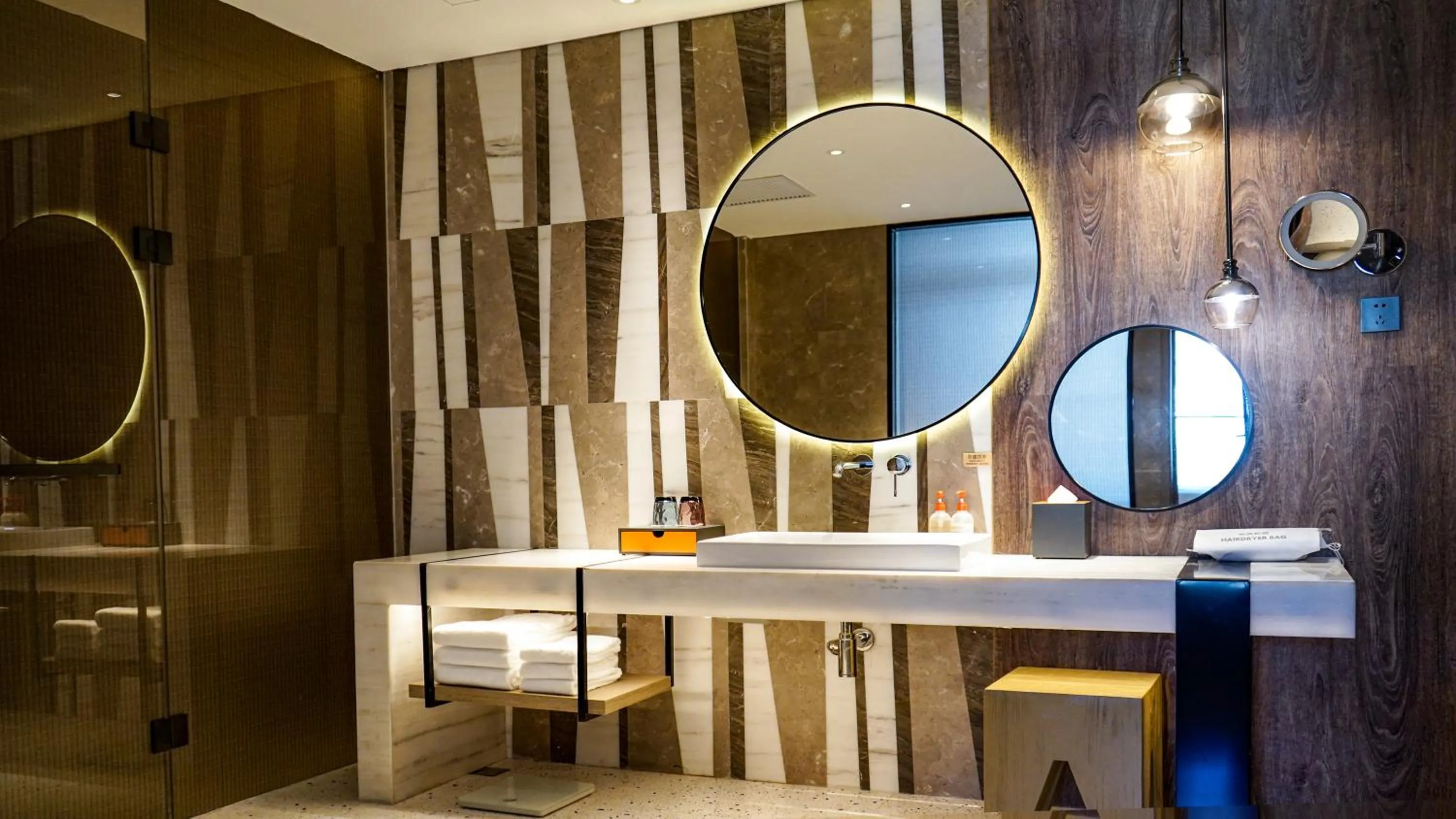 Bathroom in Crowne Plaza Chongli Resort by IHG