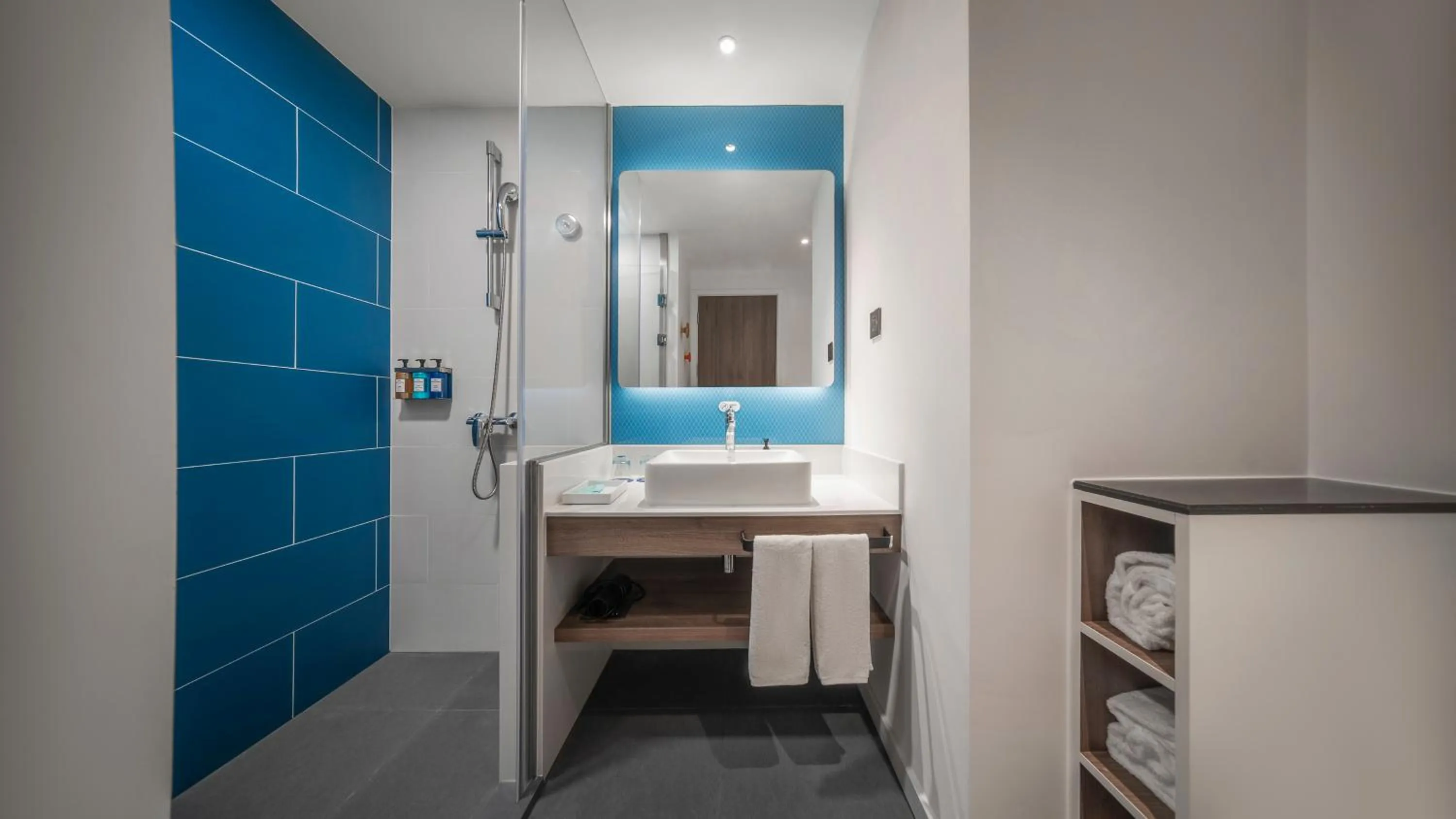 Shower in Holiday Inn Express Shanghai Qingpu New City by IHG