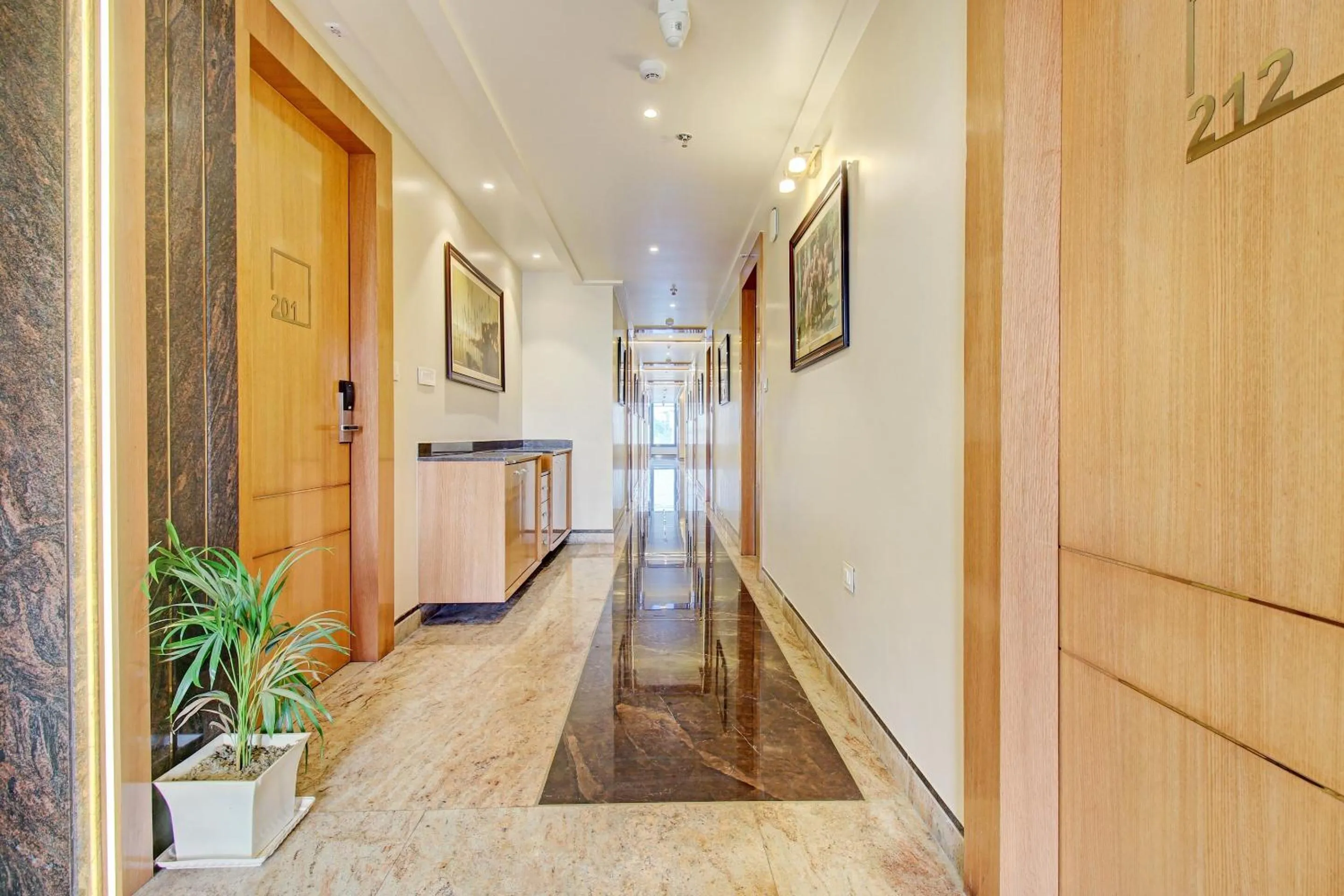 Lobby or reception in The Elegance Hotel