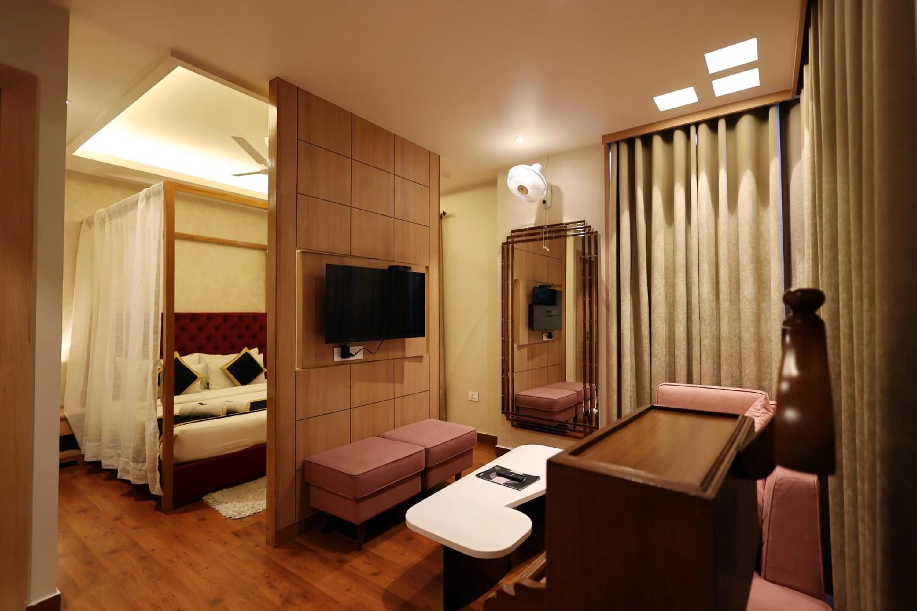 Bed in The Elegance Hotel