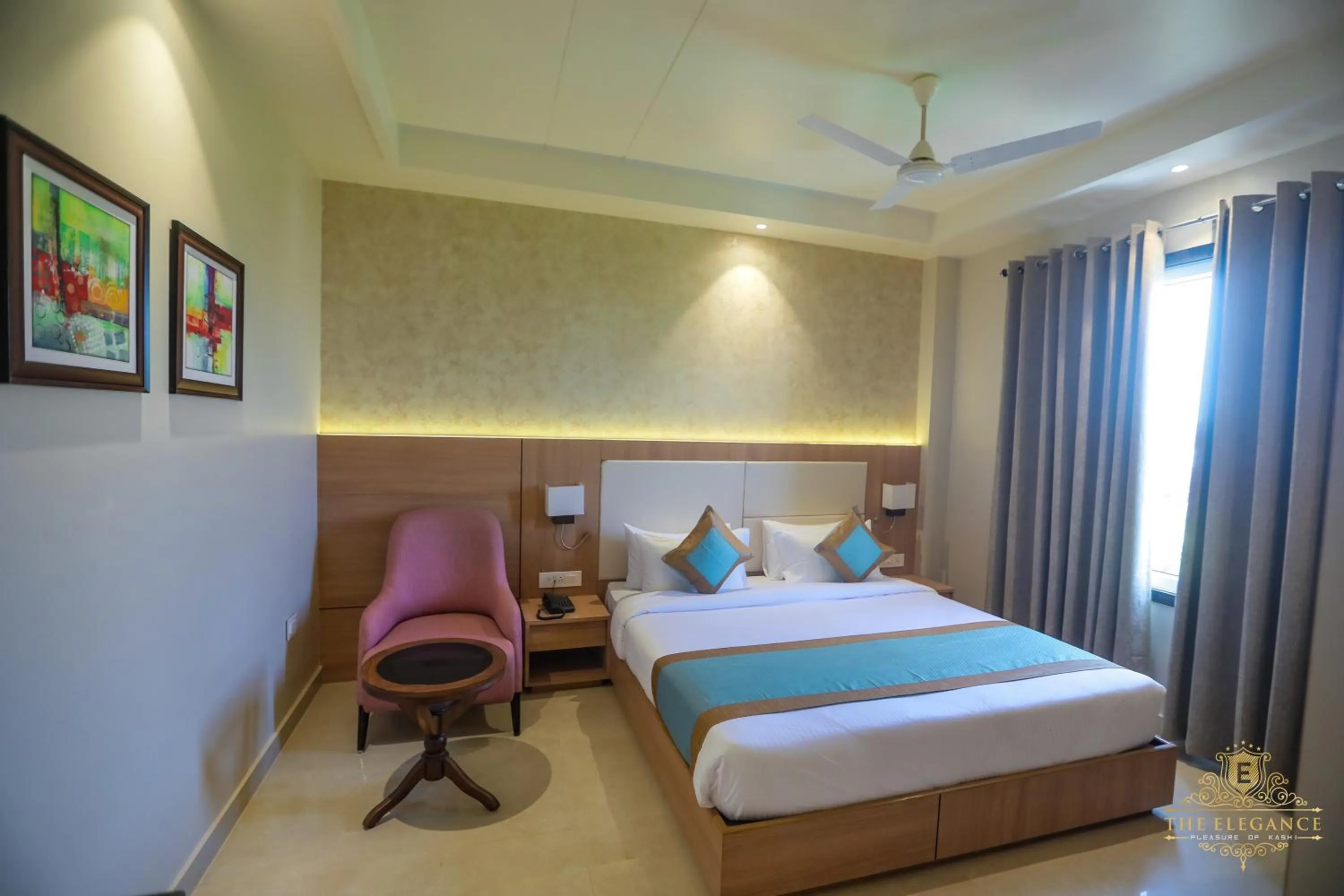 Bed in The Elegance Hotel