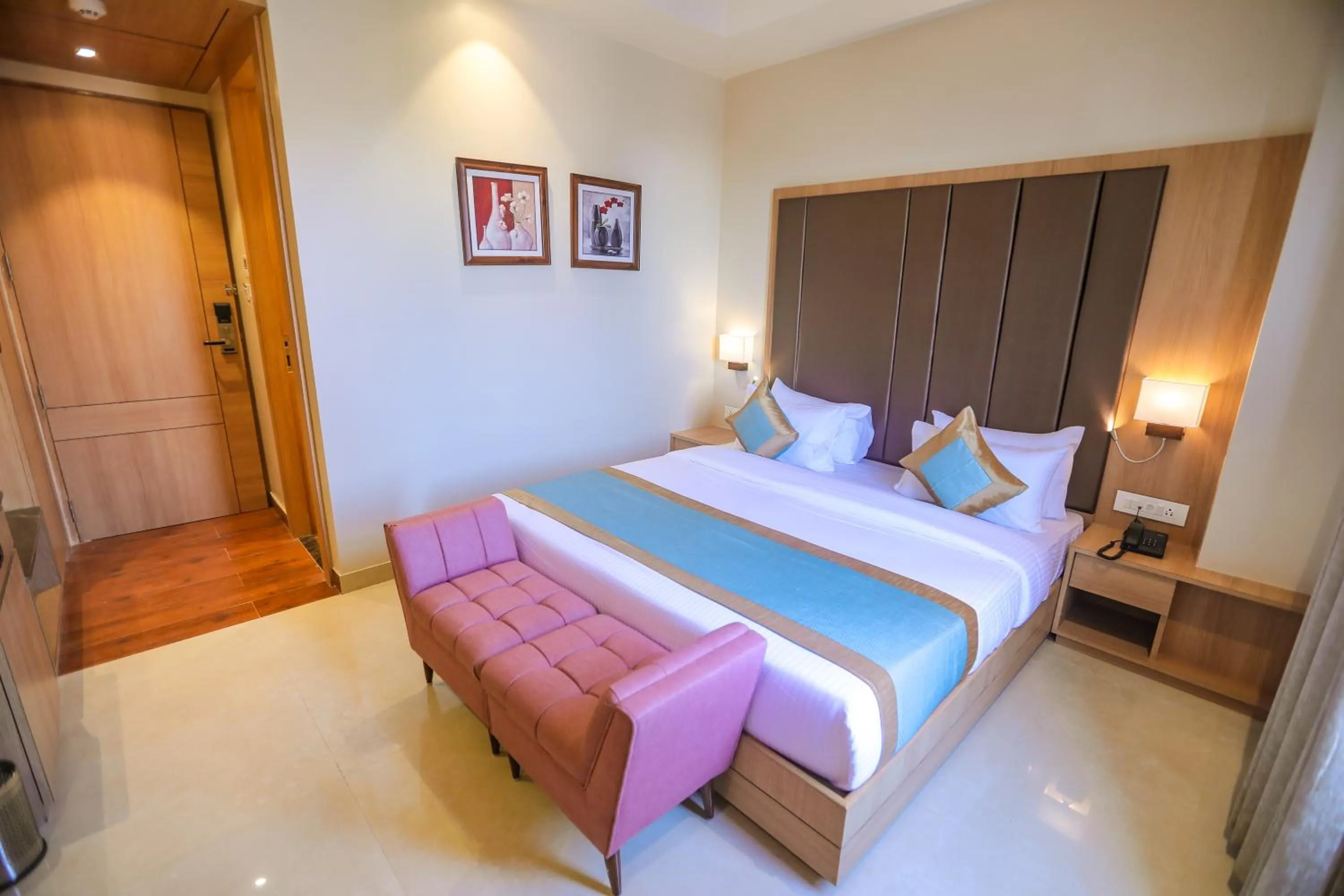 Photo of the whole room, Bed in The Elegance Hotel