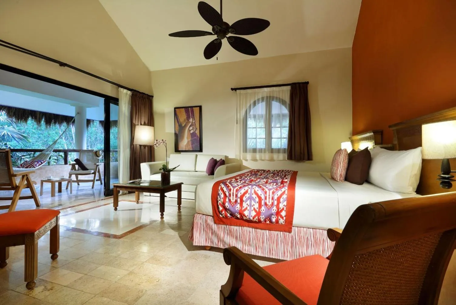 Photo of the whole room, Bed in Grand Palladium Colonial Resort & Spa - All Inclusive