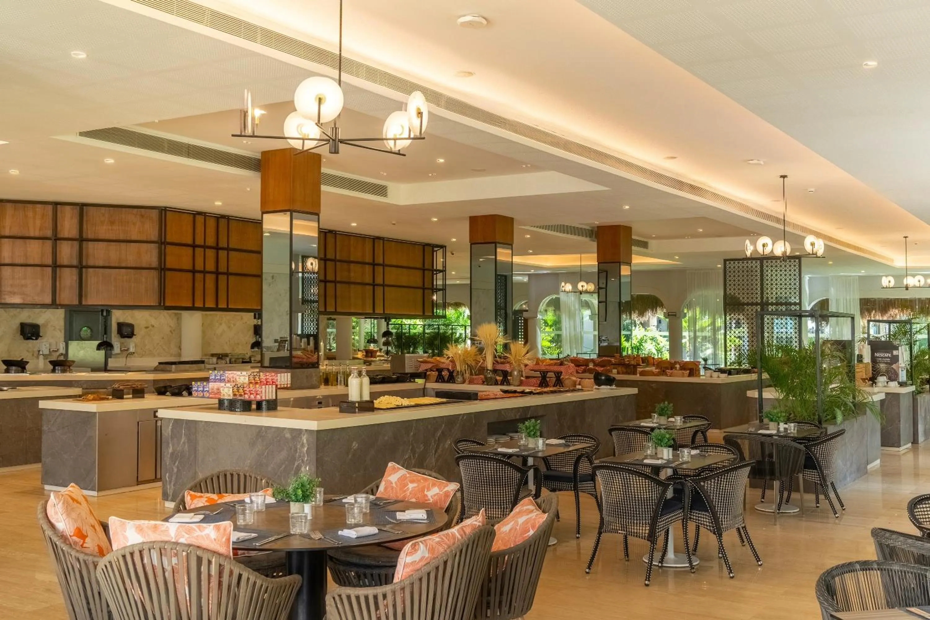 Buffet breakfast in Grand Palladium Kantenah Resort & Spa - All Inclusive