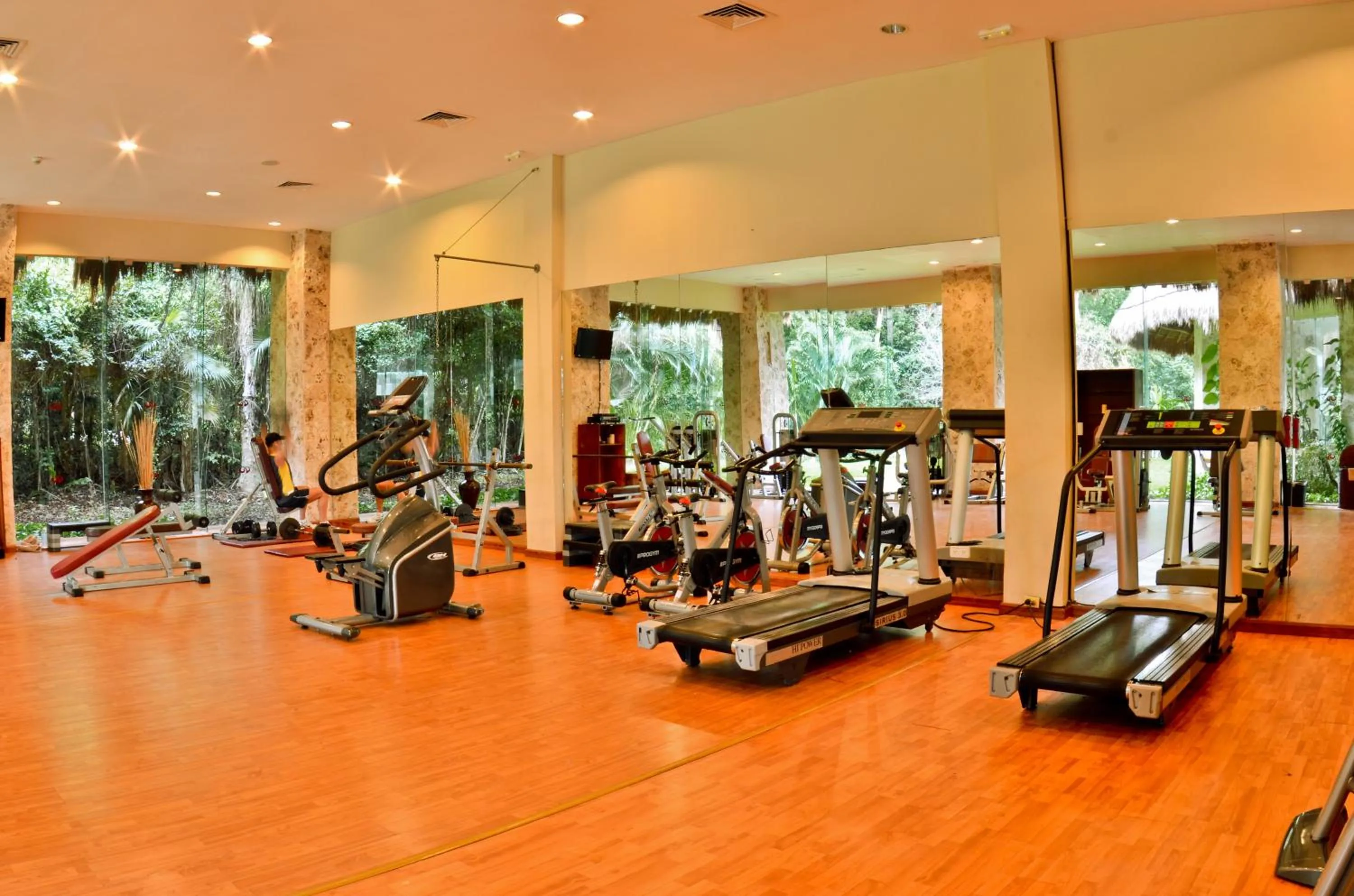 Fitness centre/facilities in Grand Palladium Select White Sand Resort & Spa - All Inclusive