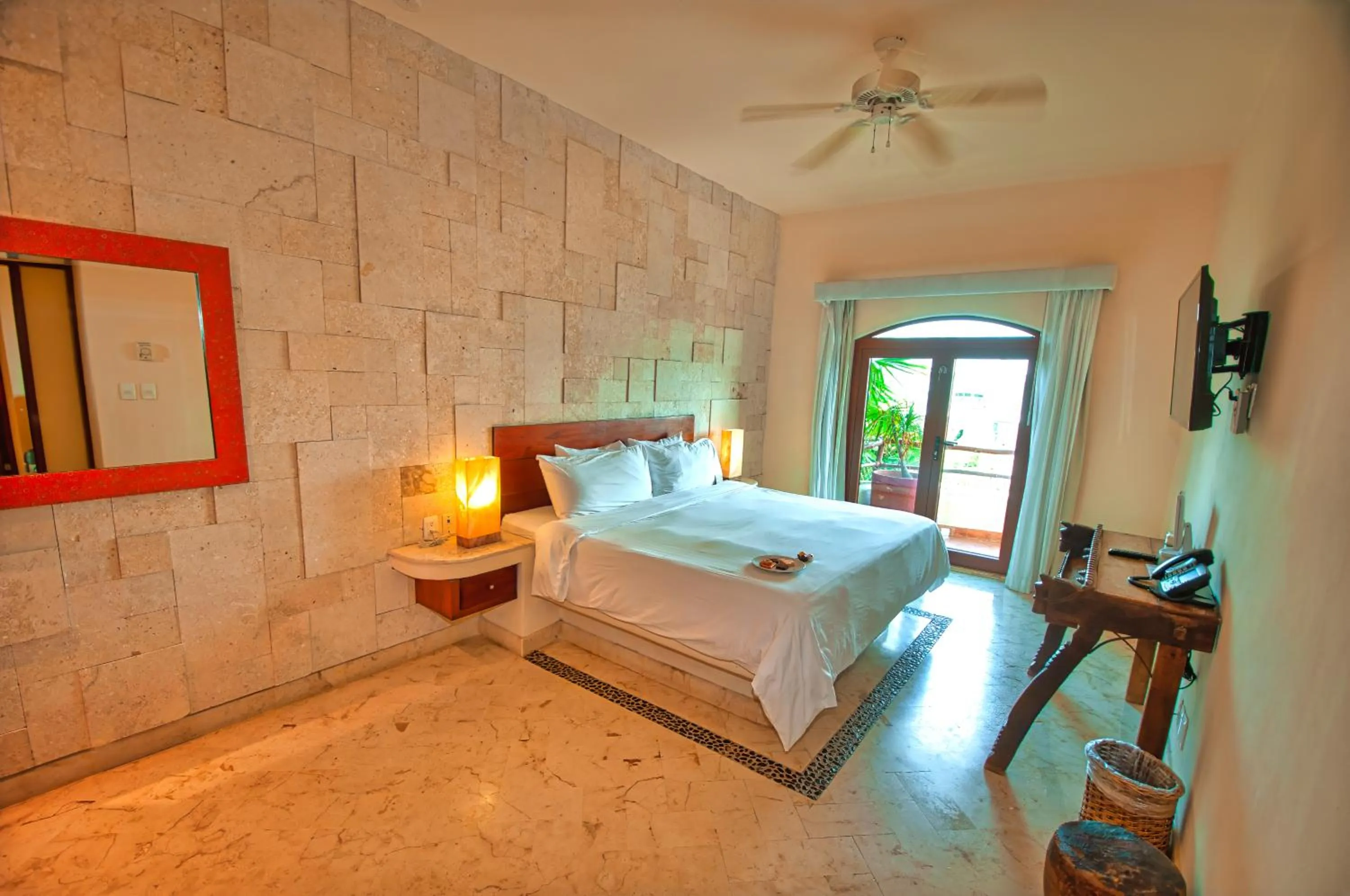 Bed in Porto Playa Condo Hotel and Beach Club