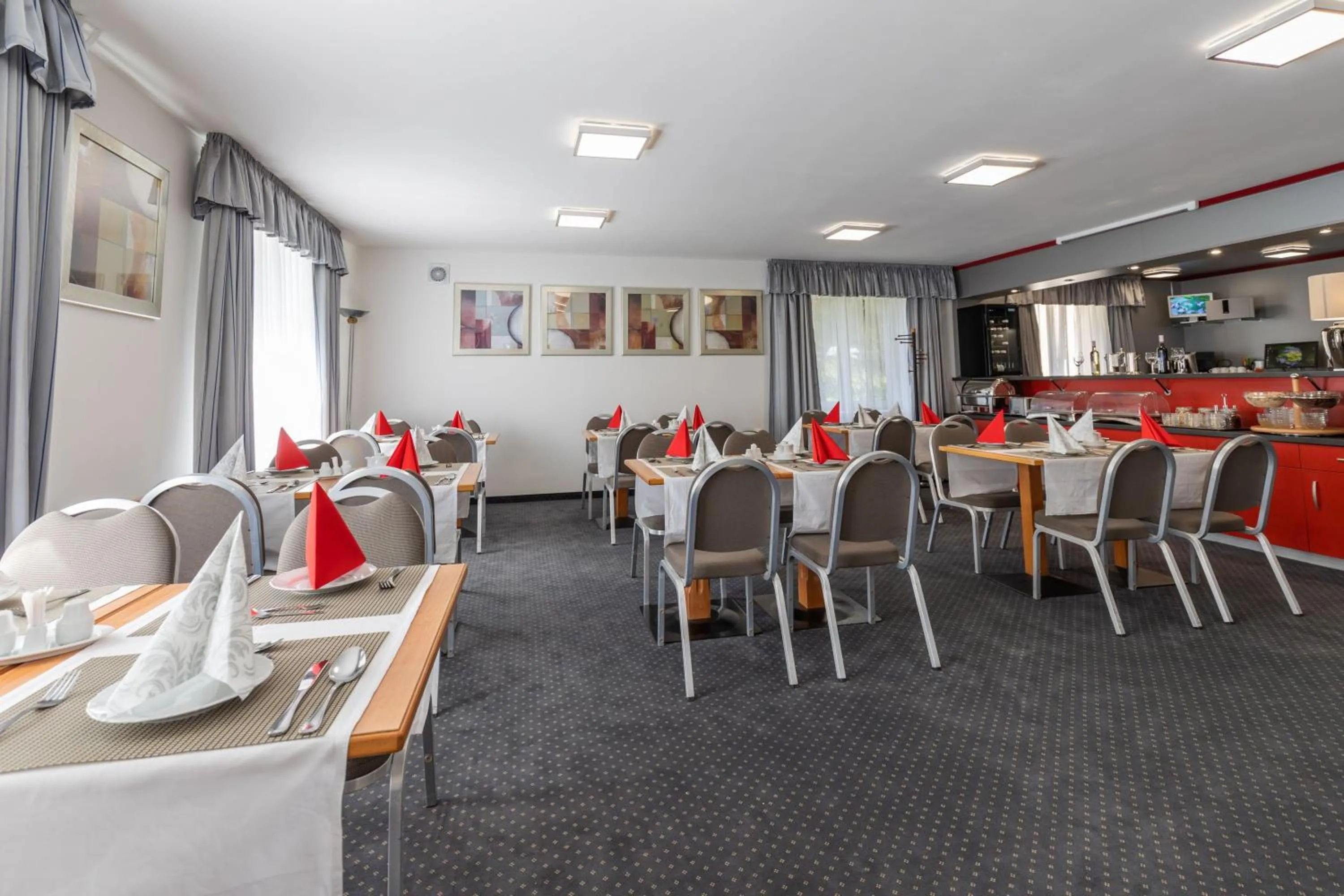 Restaurant/places to eat in Active & Wellness Hotel Subterra