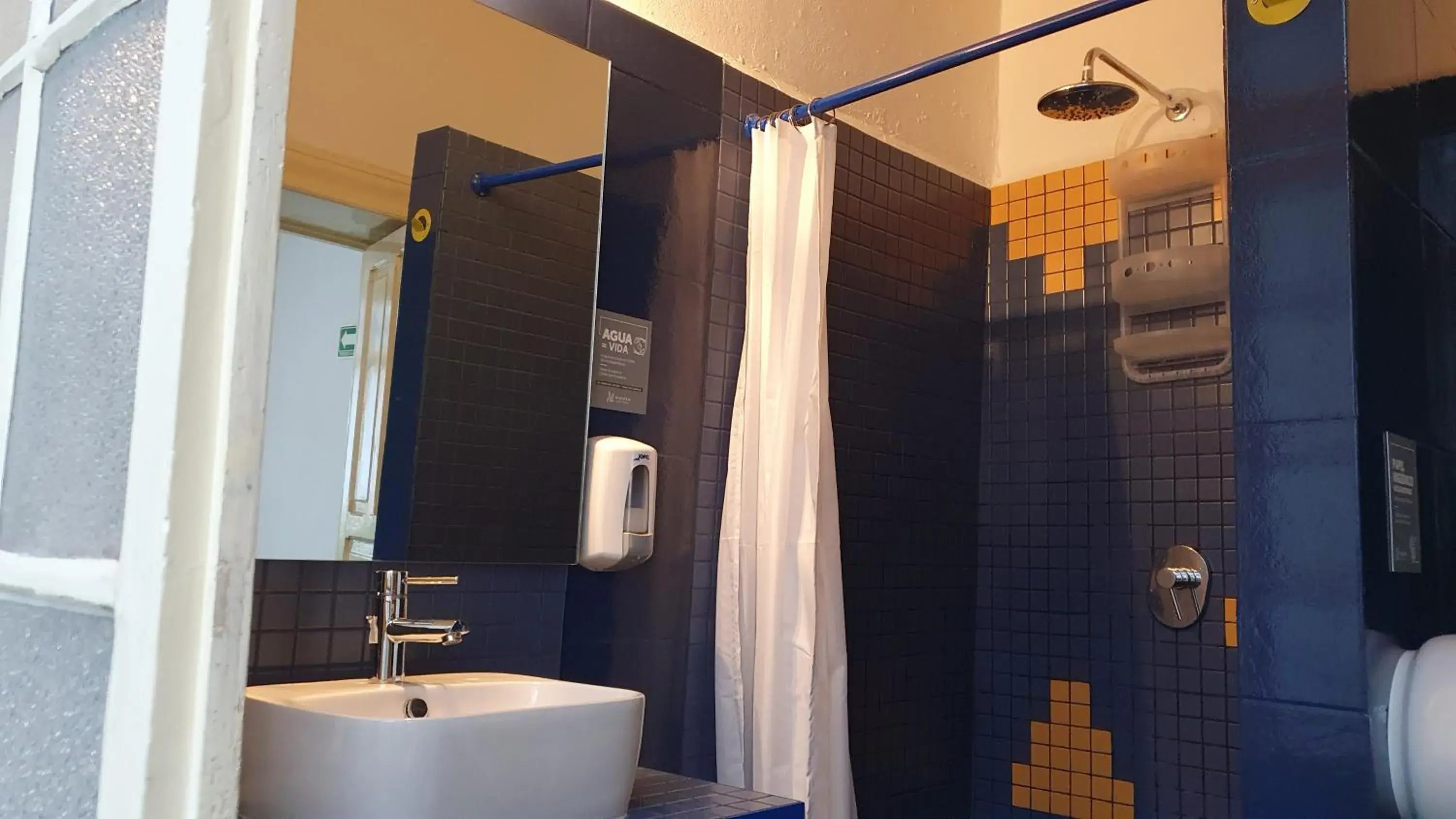 Standard Triple Studio in Viajero CDMX Centro Hostel Standard Triple Studio in Viajero CDMX Centro Hostel