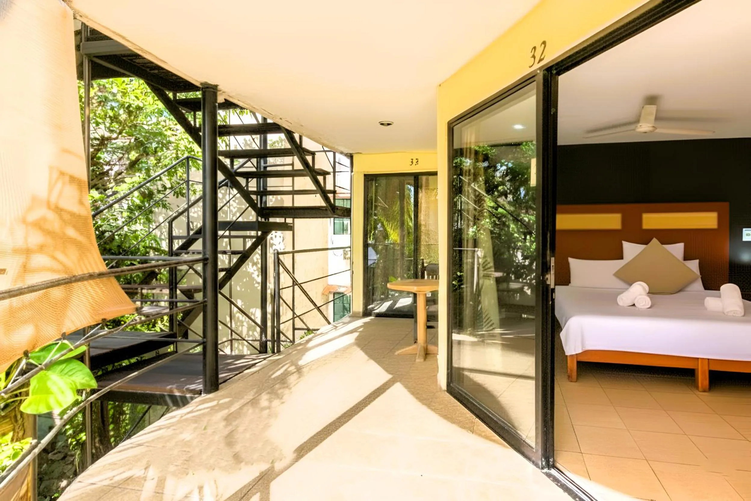 Bedroom, Bed in Hotel B&B - 5th Avenue