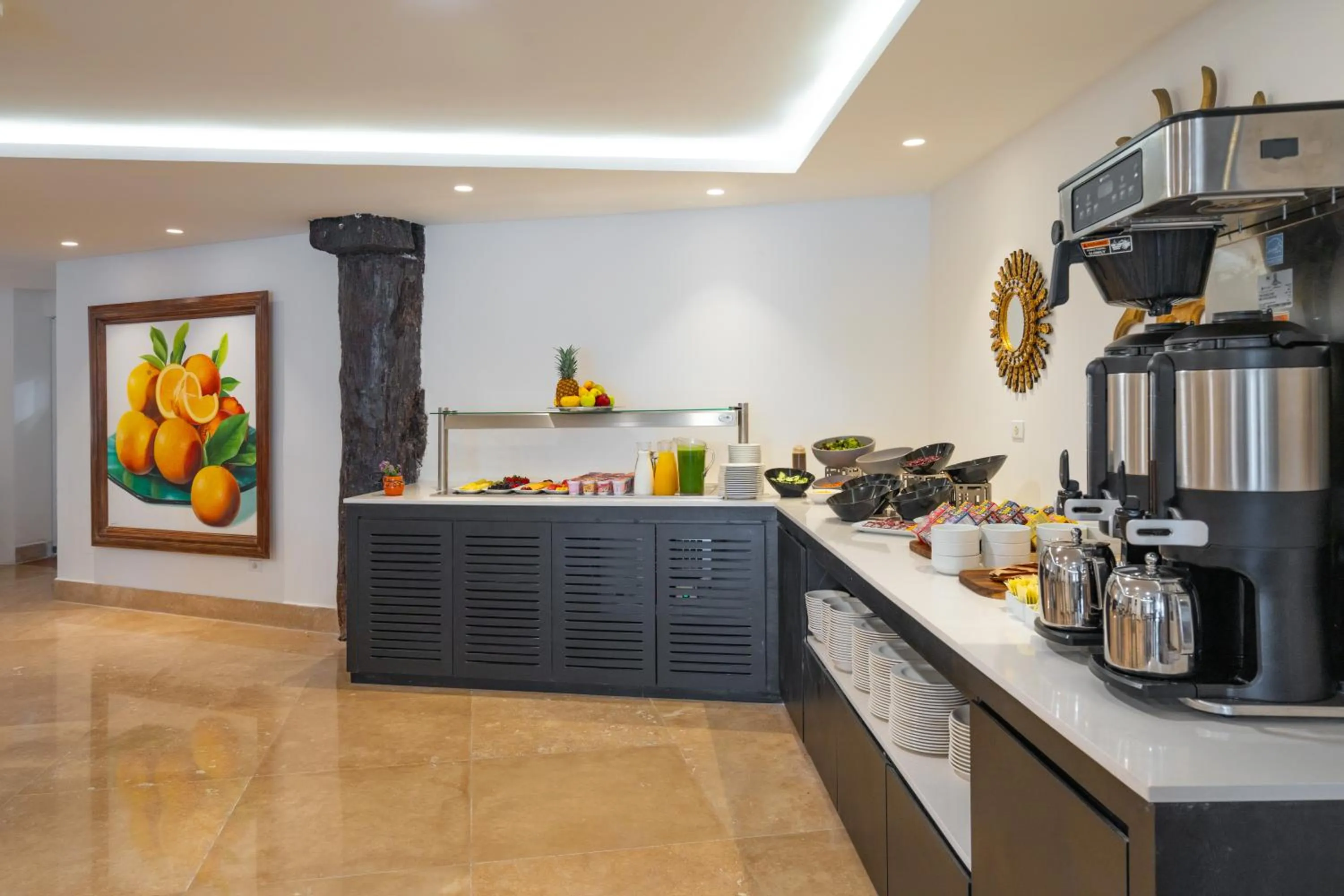 Buffet breakfast in Eurostars Hacienda Vista Real