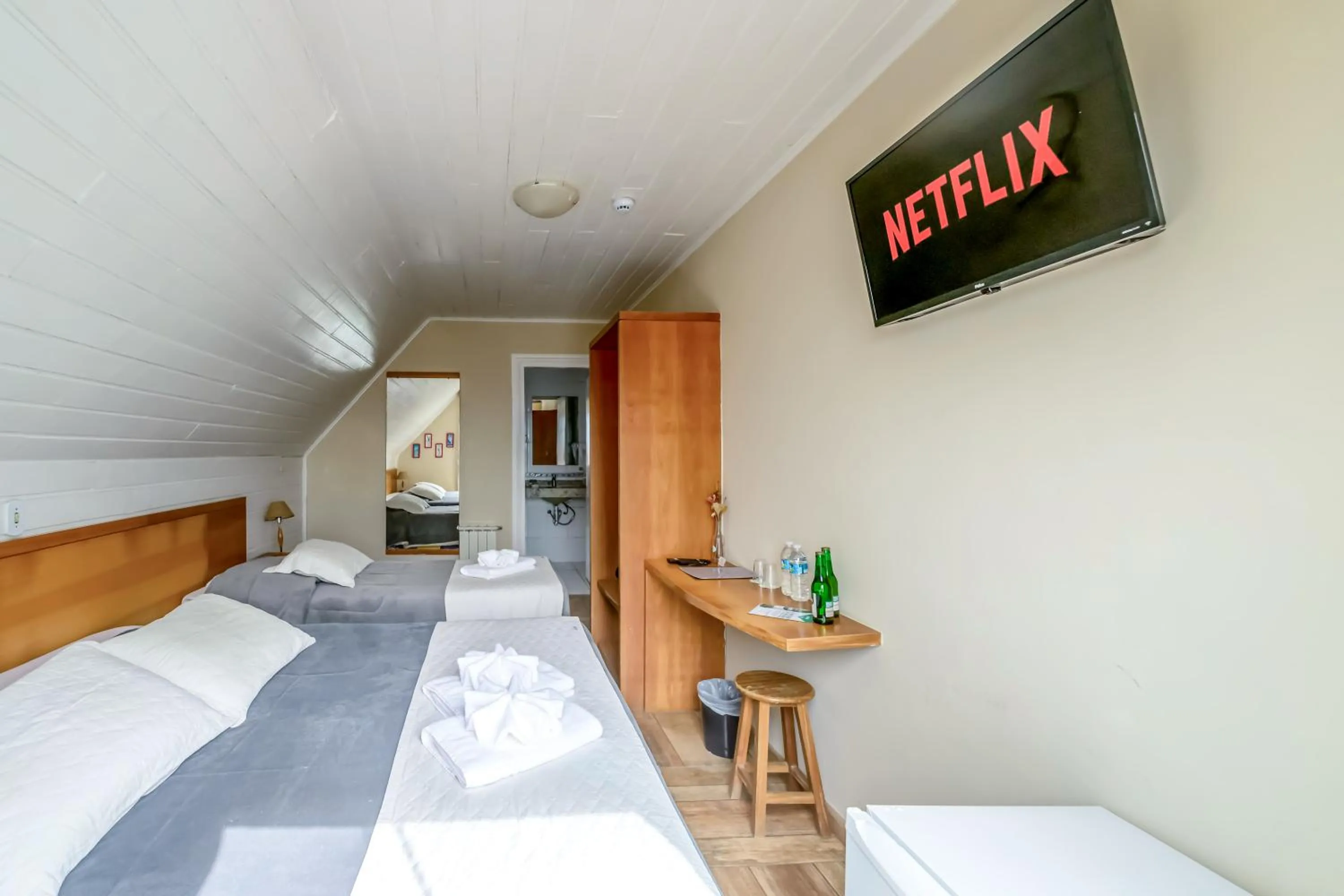 Triple Room with City View in VELINN Pousada Parque das Flores