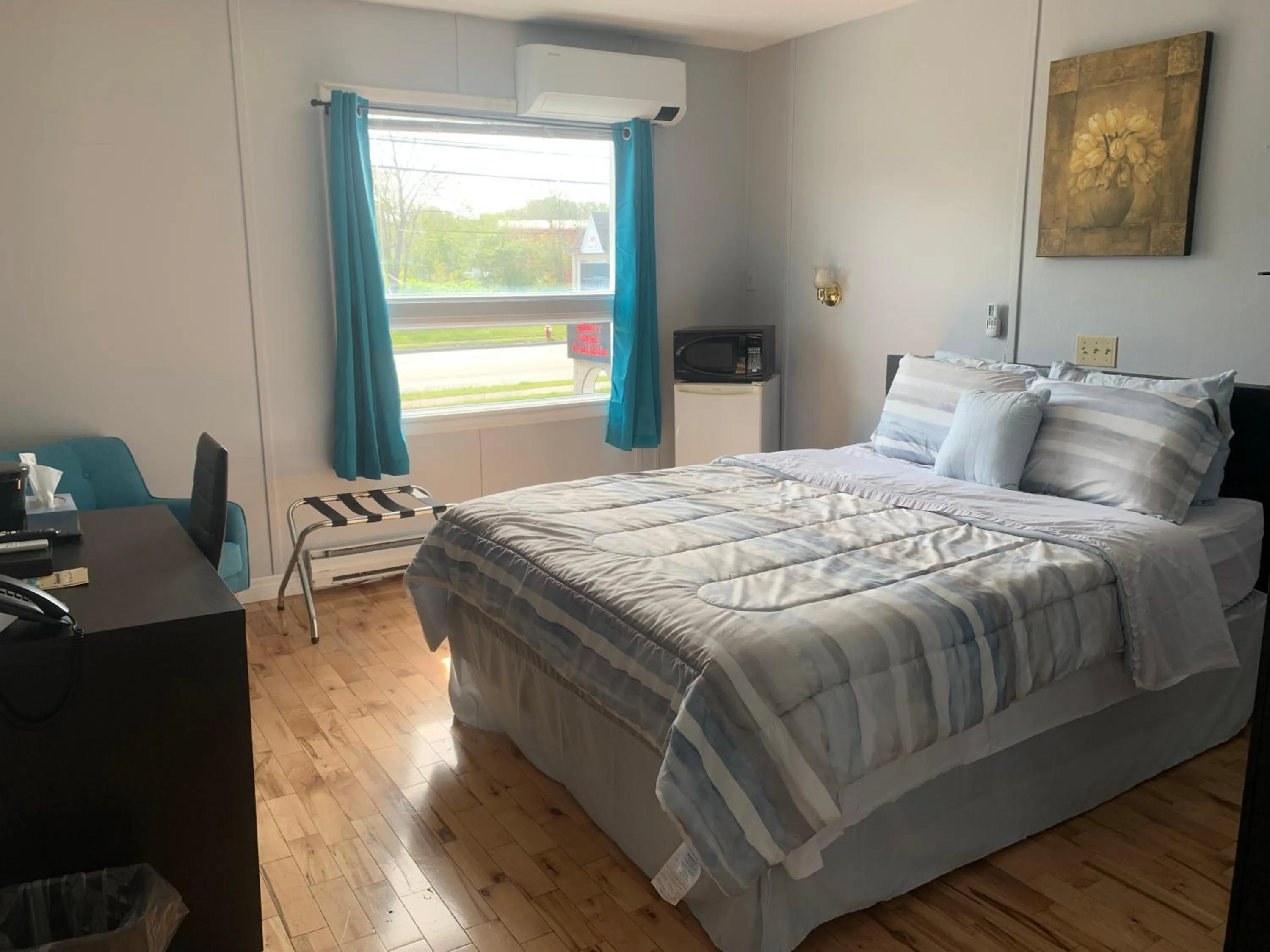 Photo of the whole room in Harbourview Inn and Suites