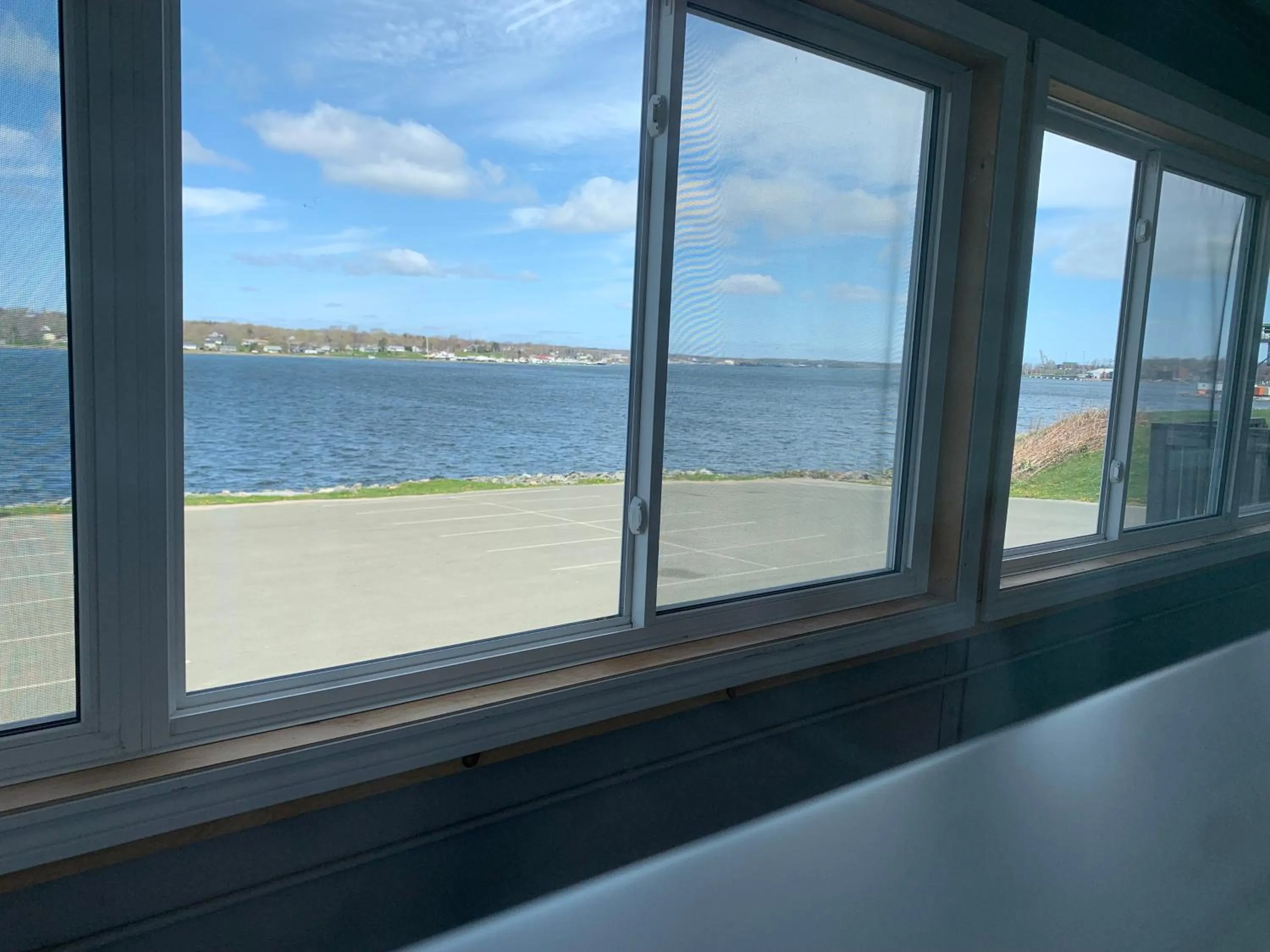 Sea view in Harbourview Inn and Suites