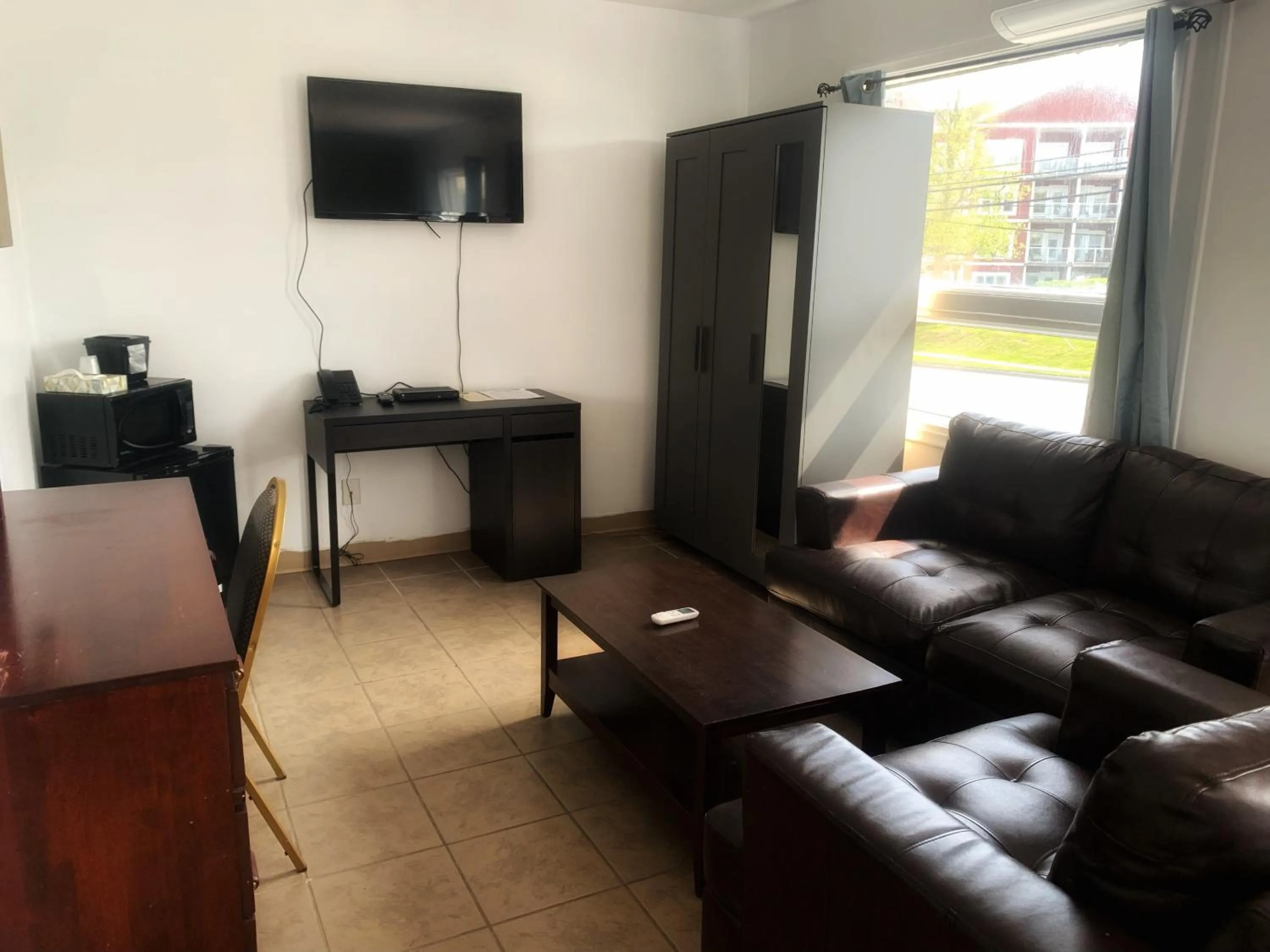 Photo of the whole room in Harbourview Inn and Suites