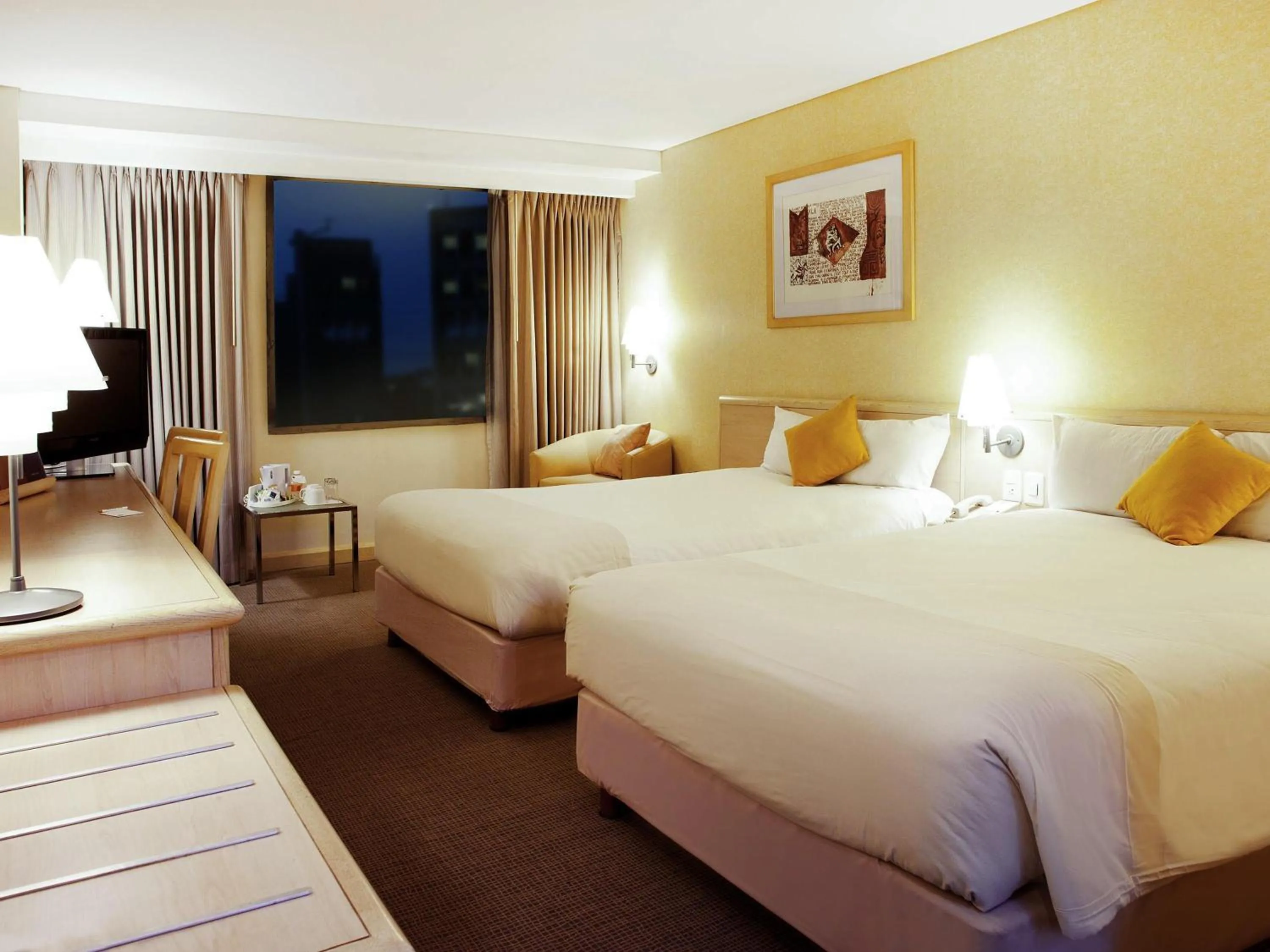 Bedroom, Bed in Novotel Mexico City Santa Fe