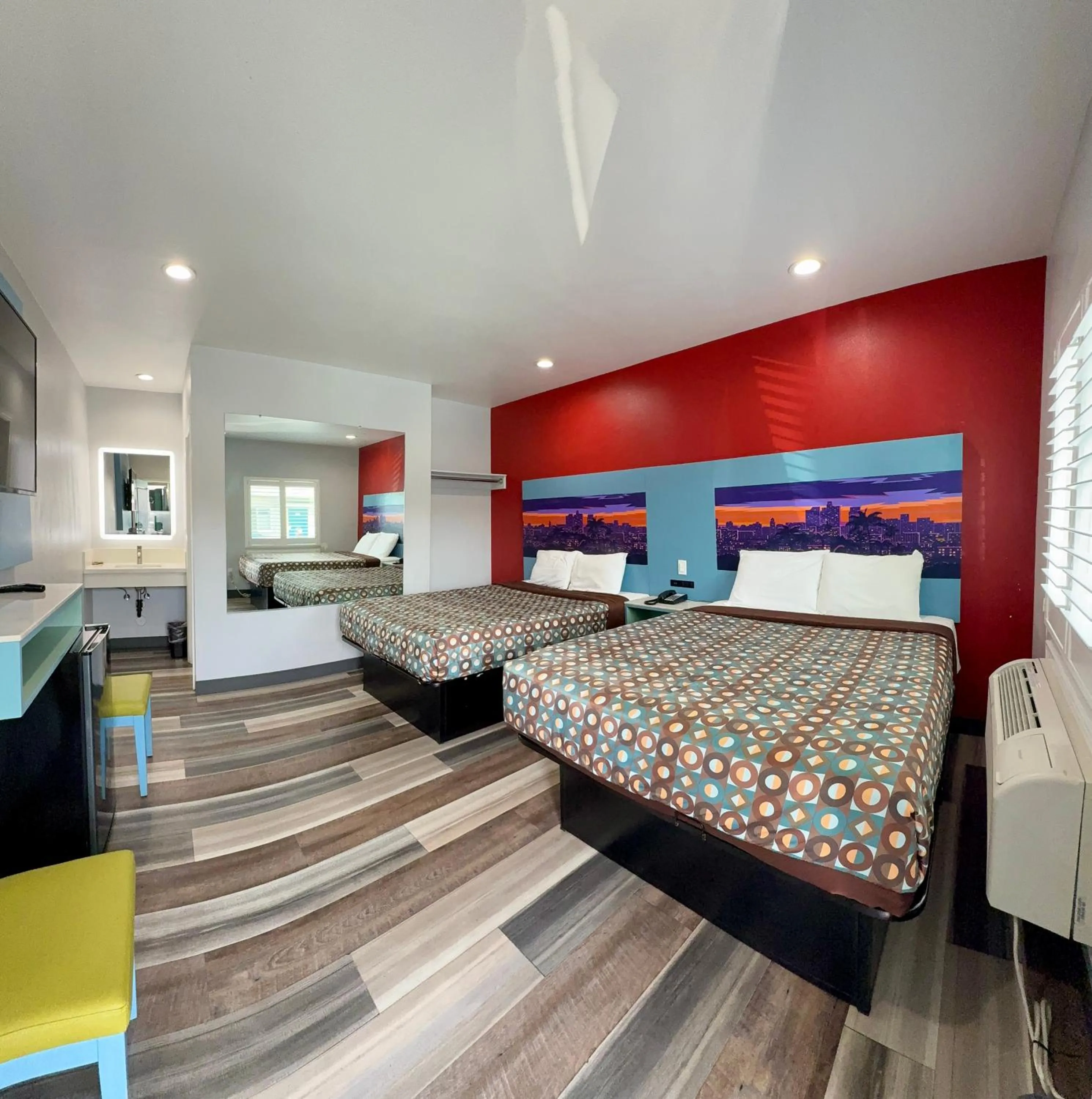 Bed in La Casa Motel, Los Angeles - Burbank Airport