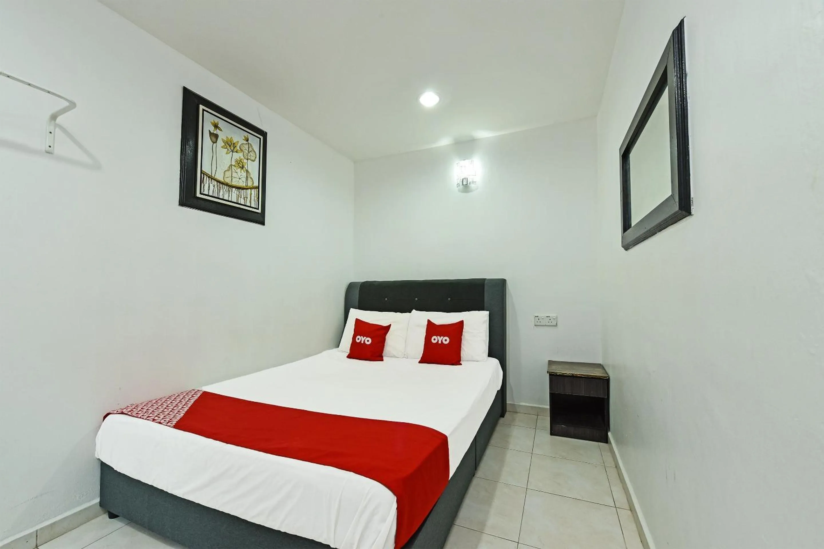 Bedroom, Bed in Hotel O Gemilang