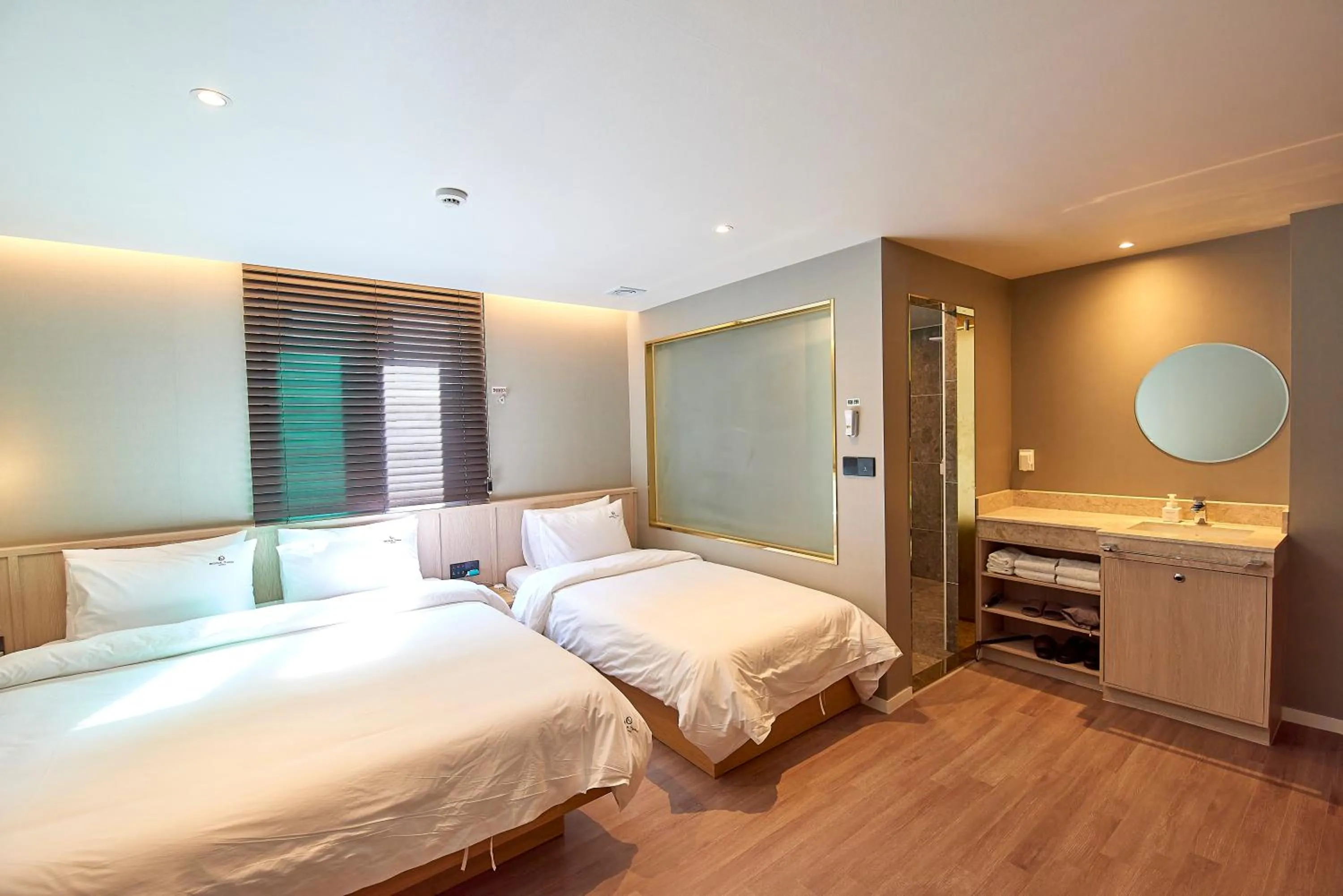 Bed in BONATHREE HOTEL