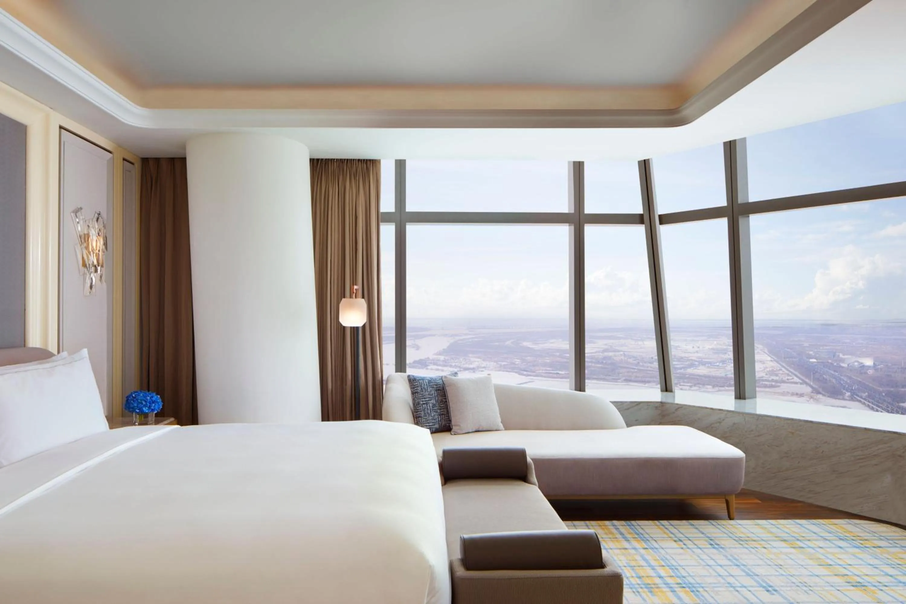 Photo of the whole room, Bed in The Ritz-Carlton, Harbin