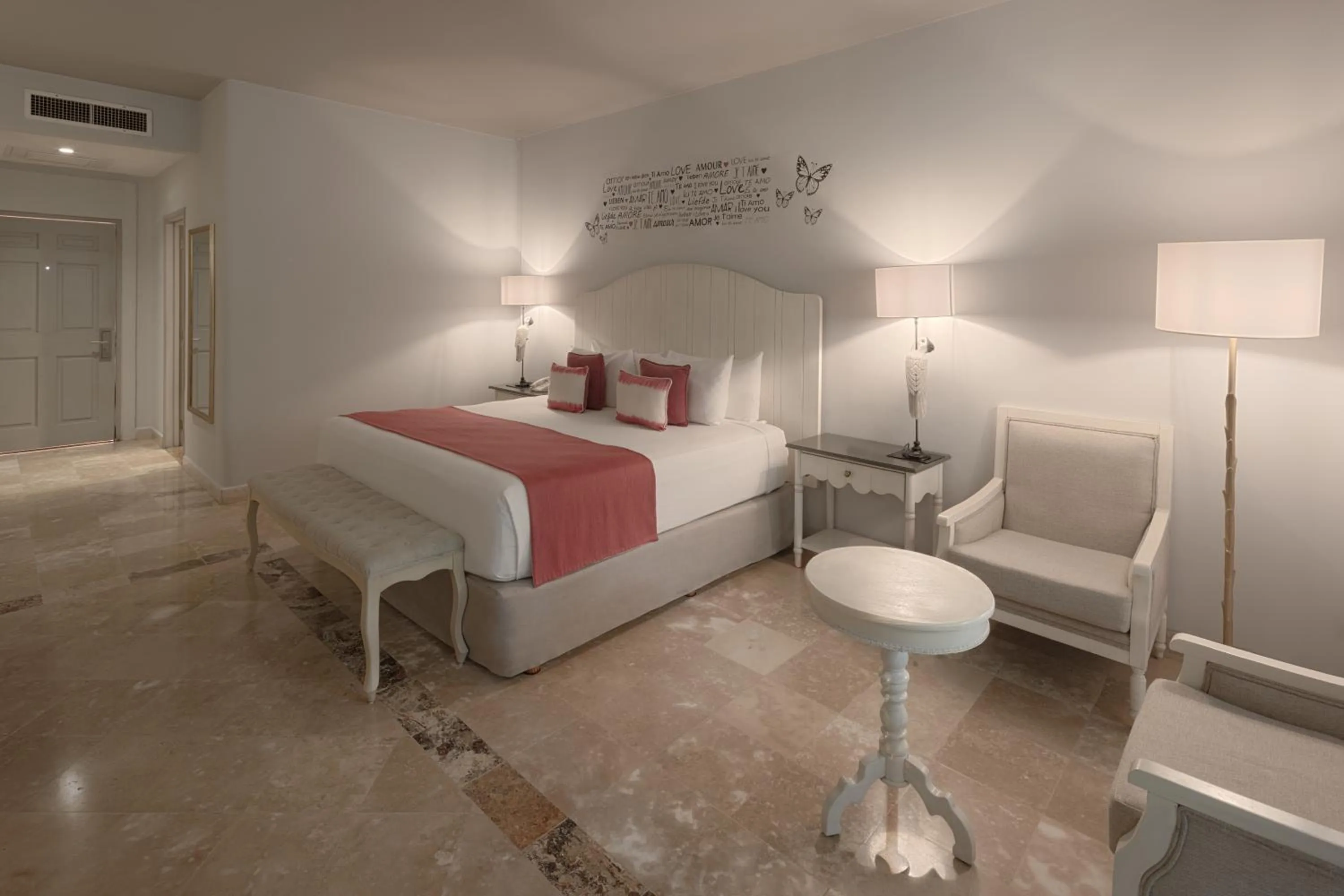 Bed in Catalonia Royal Tulum Beach & Spa Resort Adults Only - All Inclusive