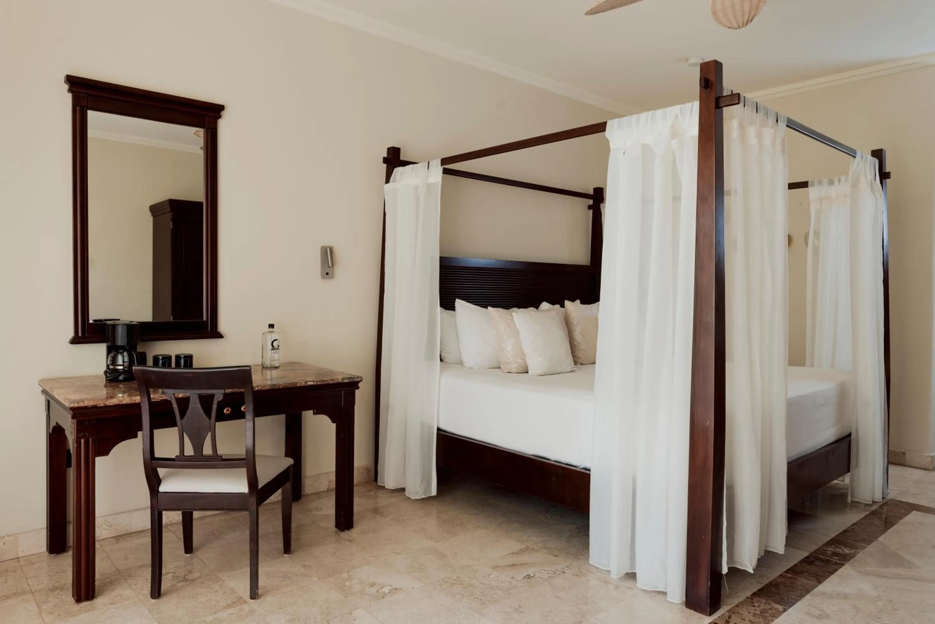 Bed in Catalonia Royal Tulum Beach & Spa Resort Adults Only - All Inclusive