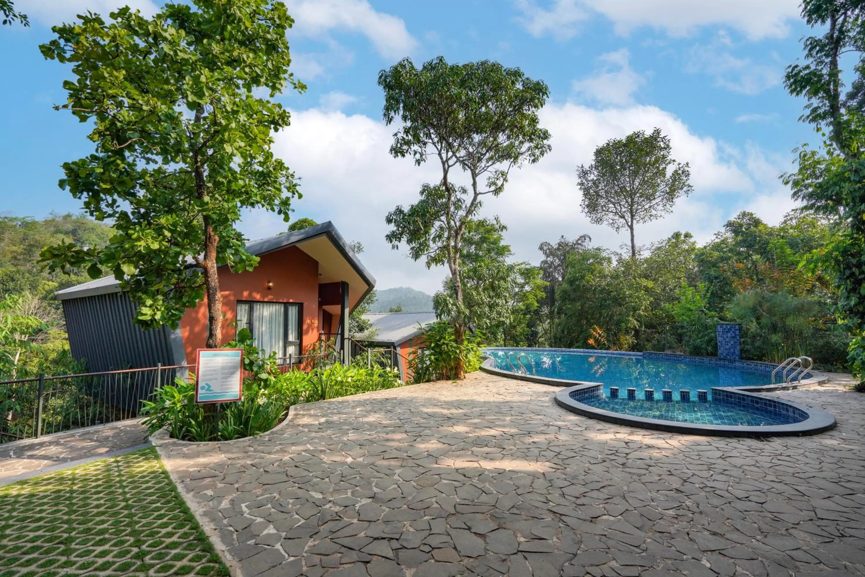 Garden view in Vyna Hillock Resort