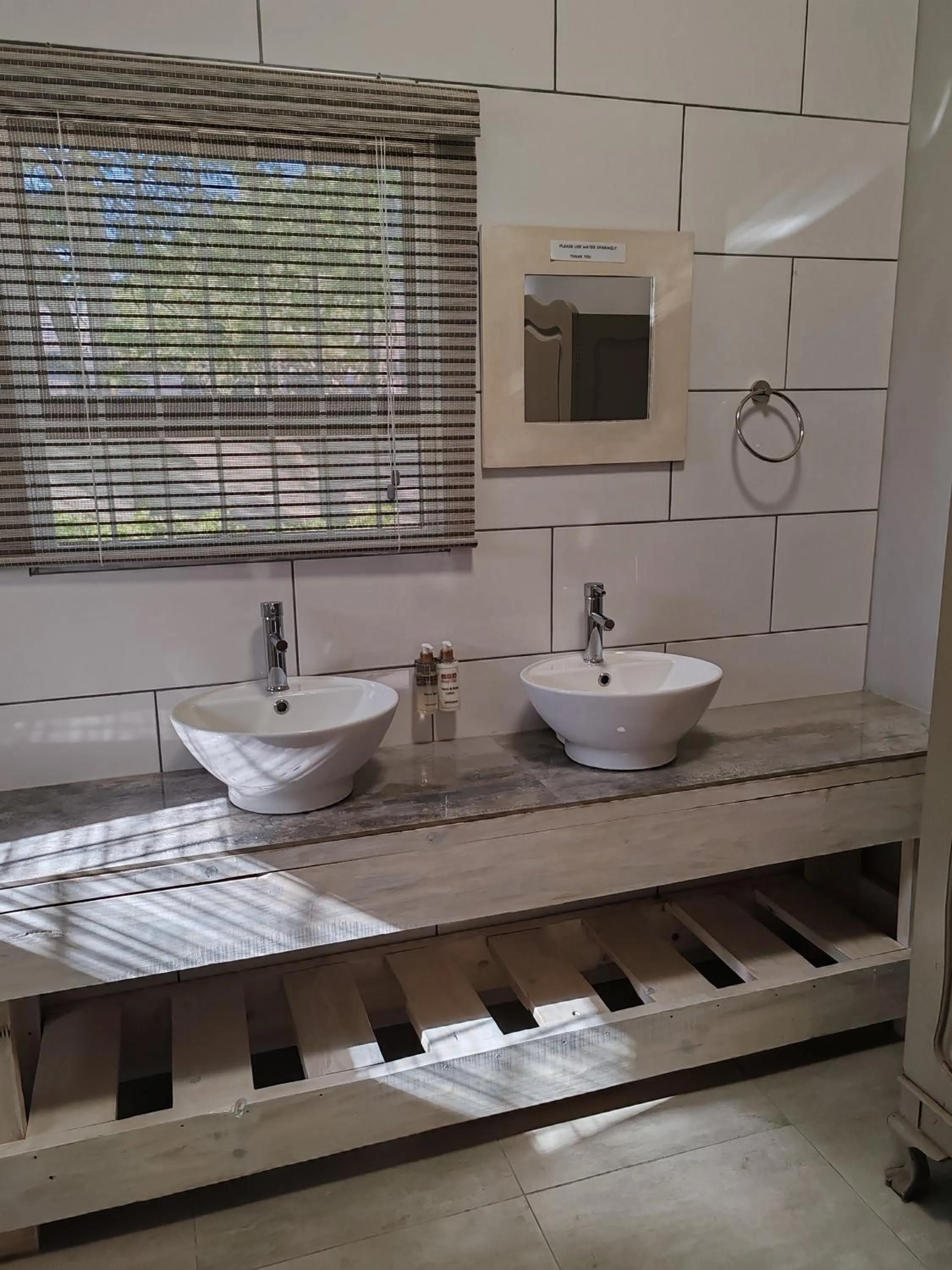 Bathroom in Stoep Cafe Guest House