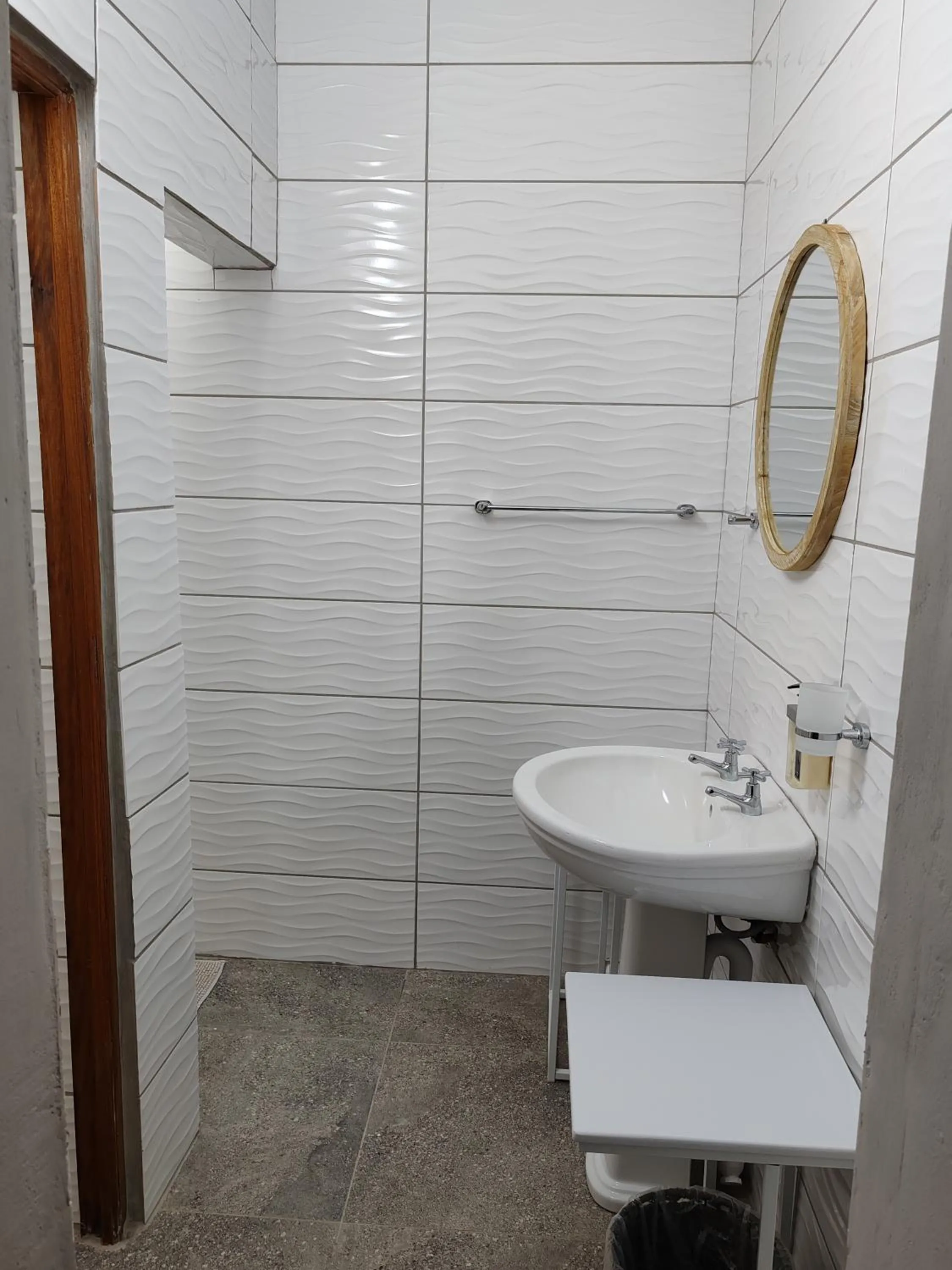 Bathroom in Stoep Cafe Guest House