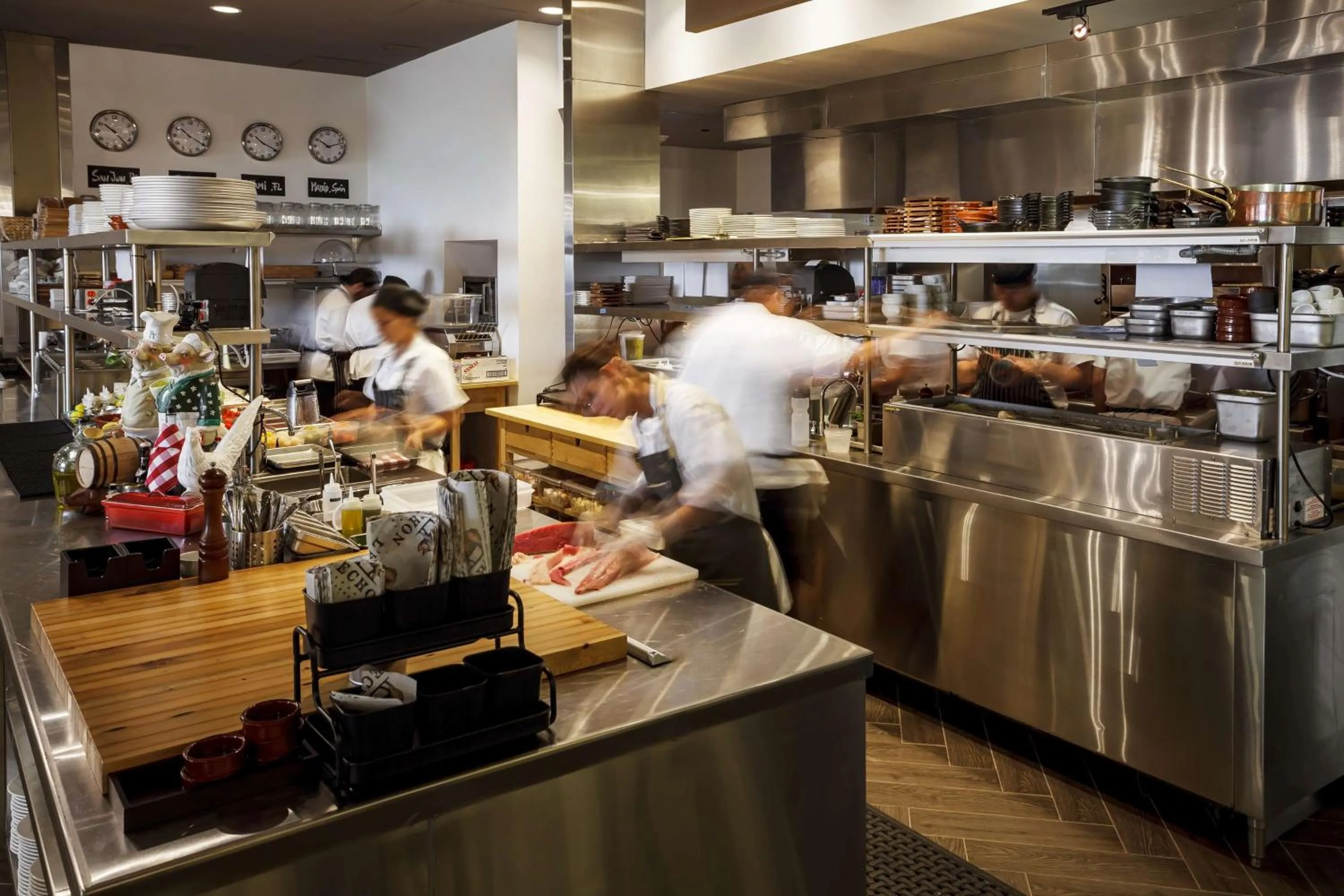 Restaurant/places to eat in Hilton Cabana Miami Beach Resort