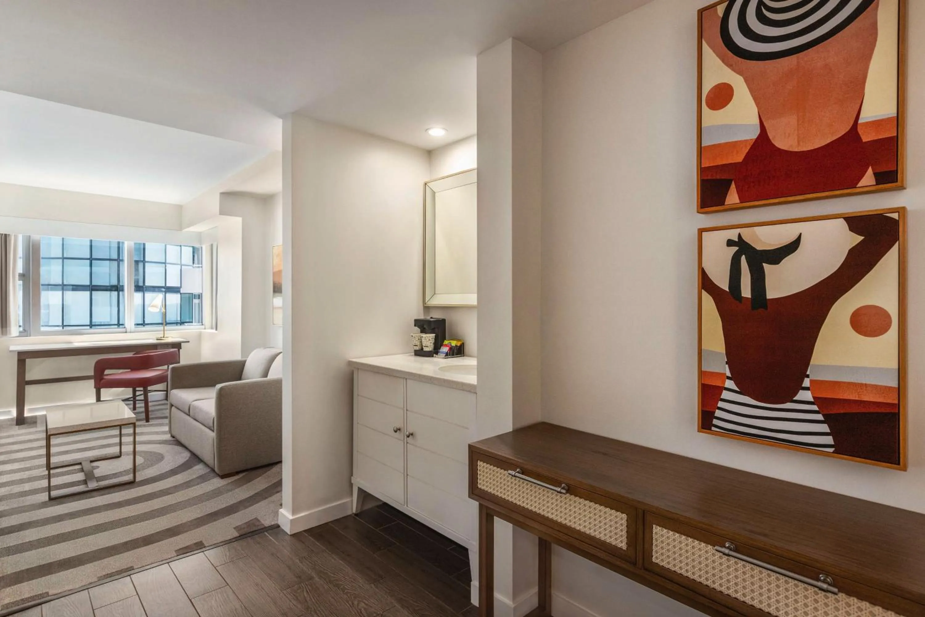 Living room in Hilton Cabana Miami Beach Resort