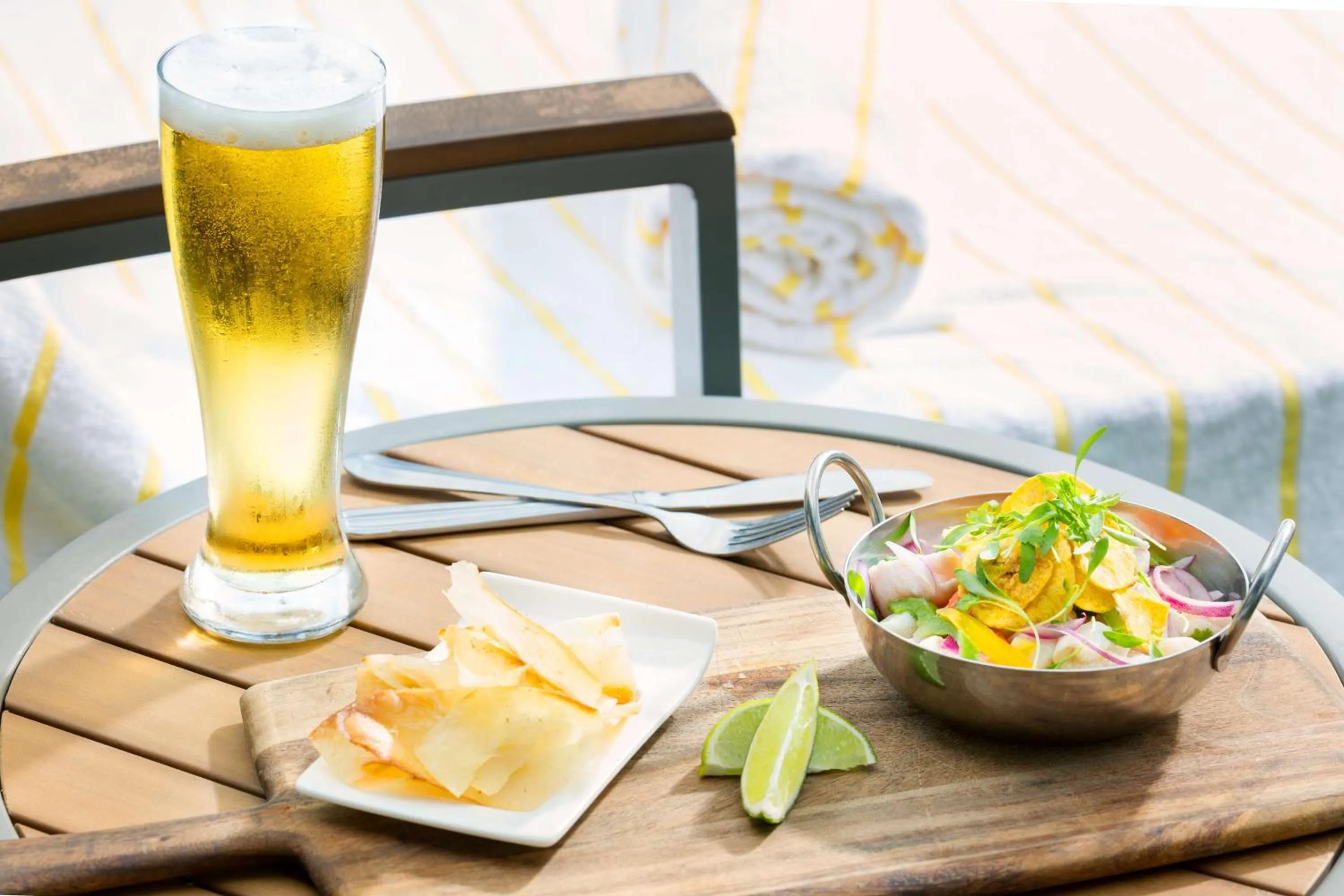 Restaurant/places to eat in Hilton Cabana Miami Beach Resort