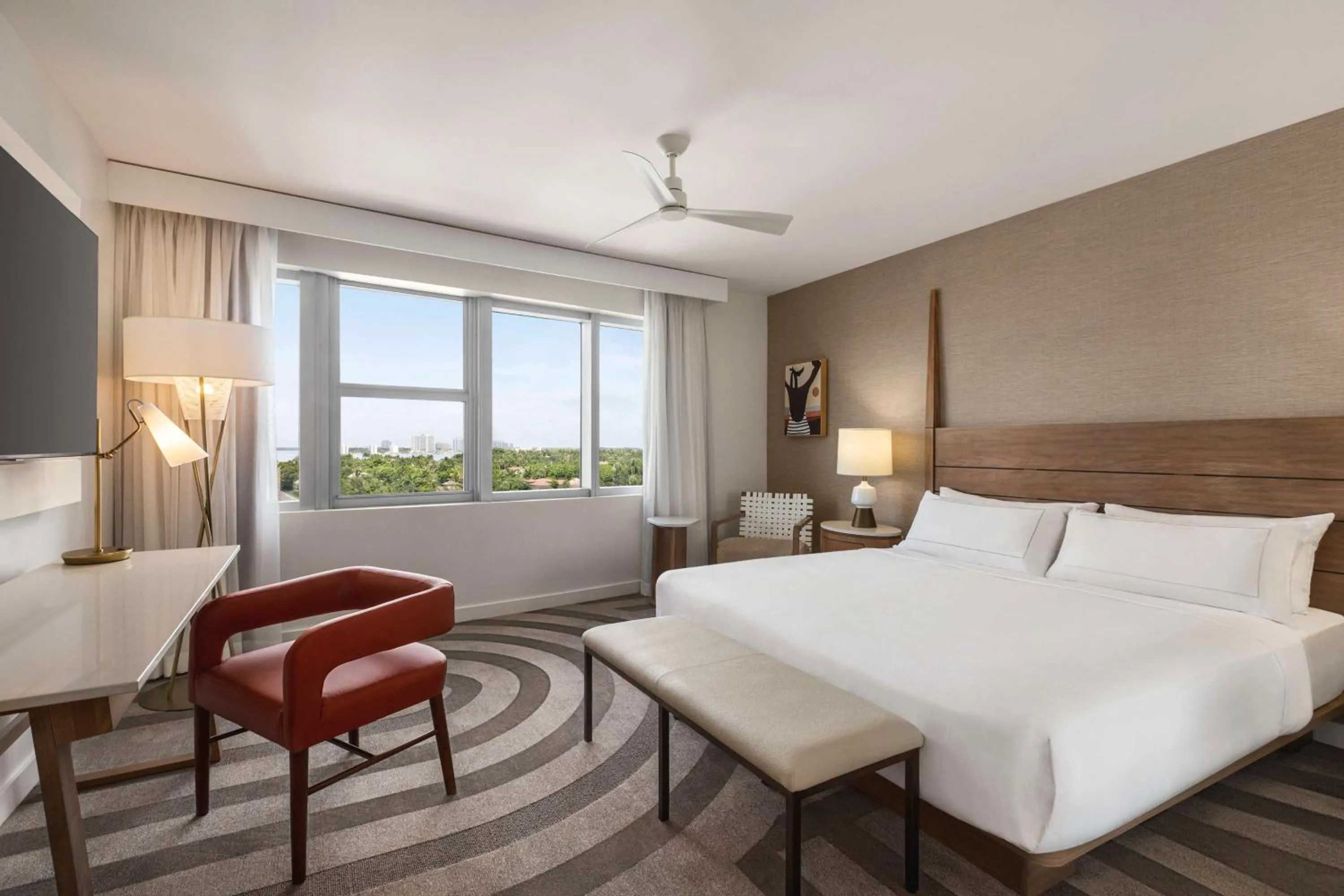 Bedroom, Bed in Hilton Cabana Miami Beach Resort