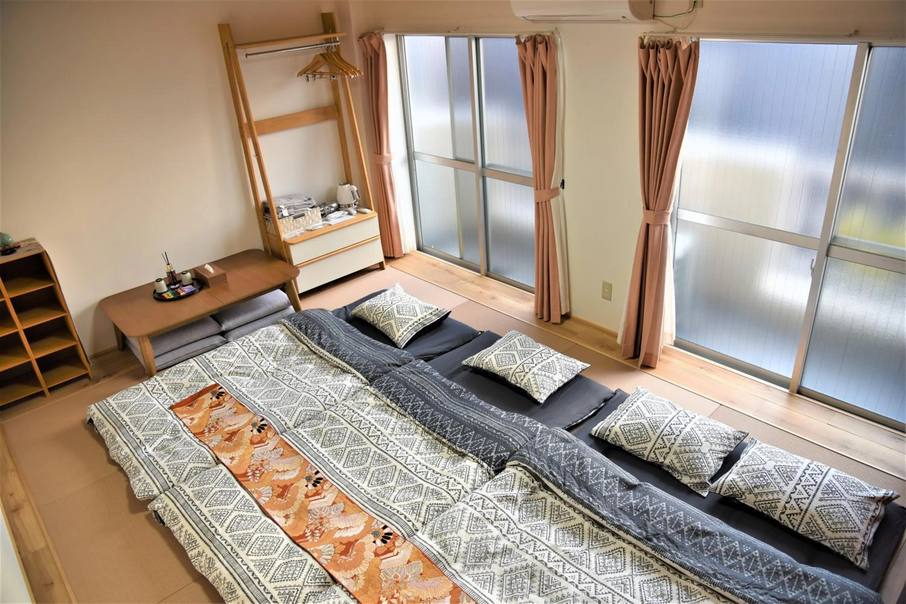 Bed in U-shuku Kyoto Fushimi