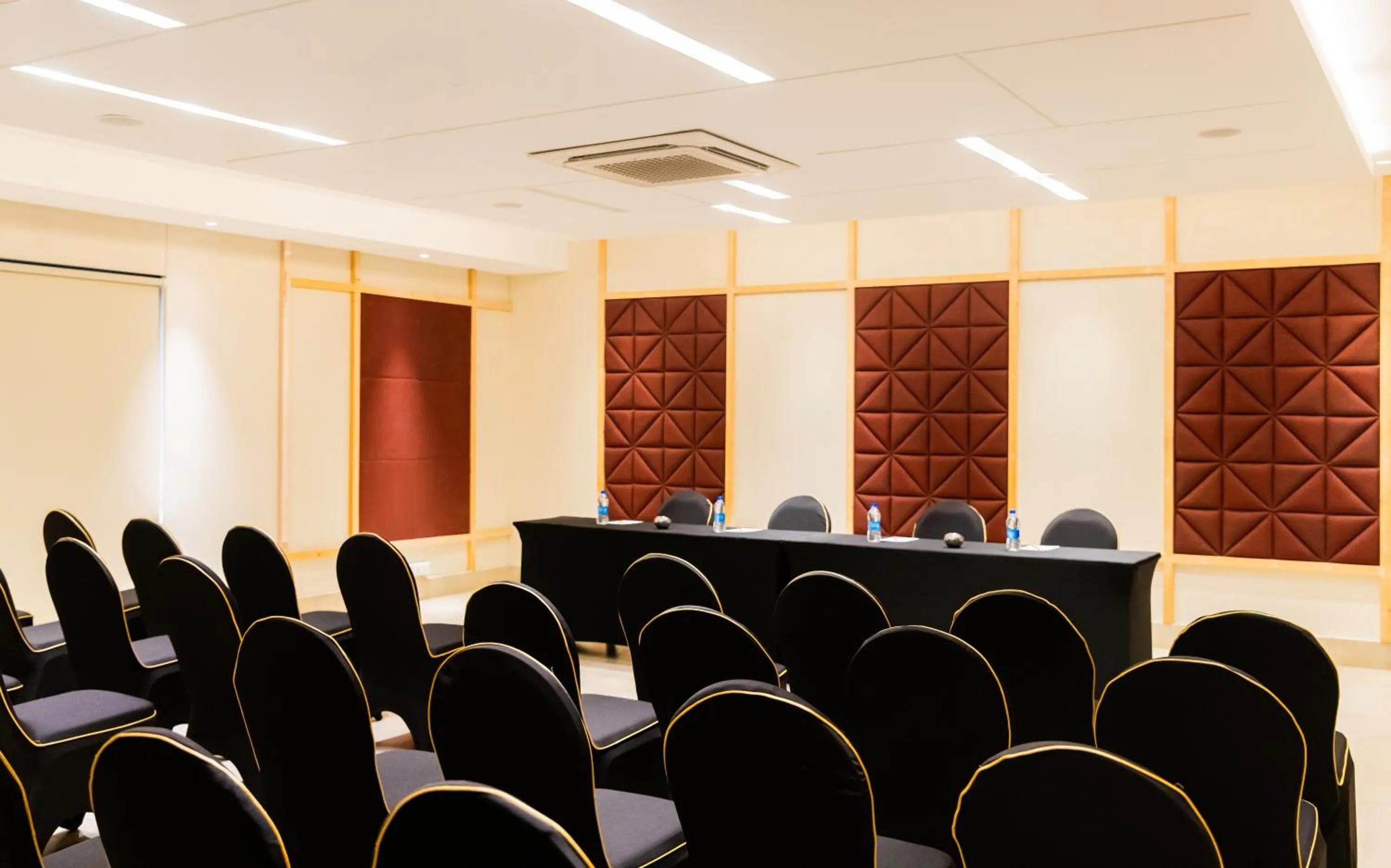 Banquet/Function facilities in Zone Connect by The Park Coimbatore