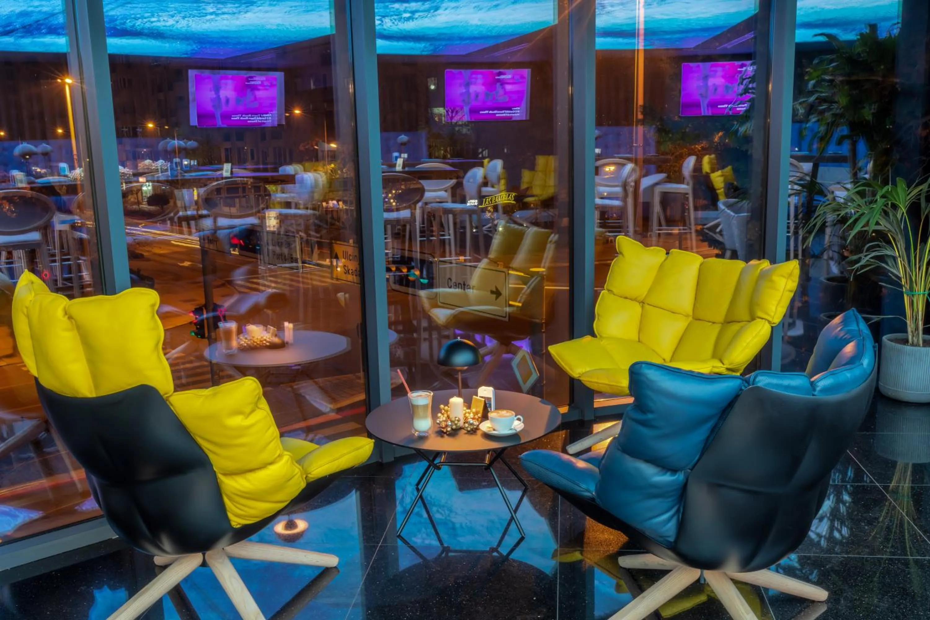 Restaurant/places to eat in HOTEL AGAPE