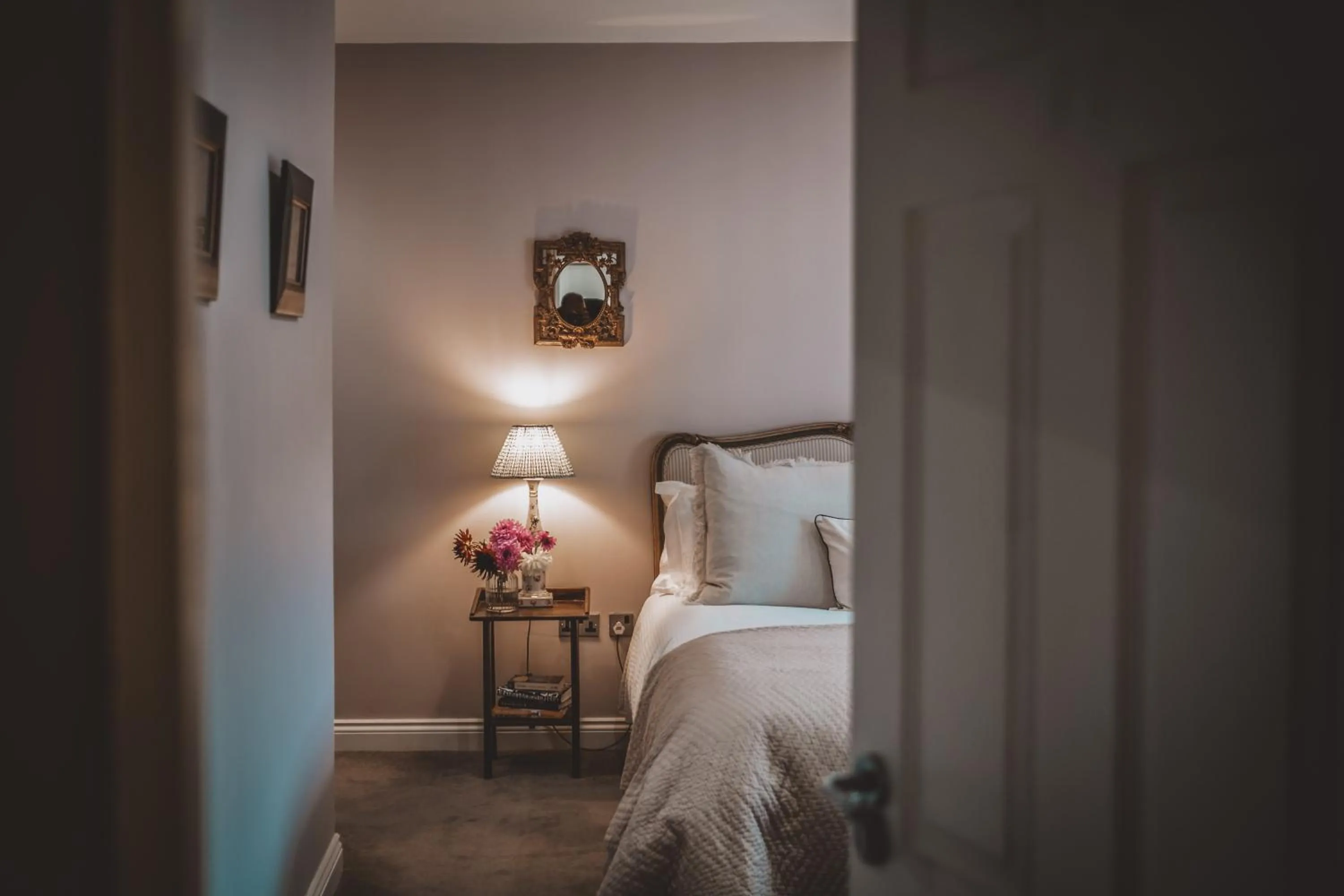 Bed in The Hare & Hounds Inn