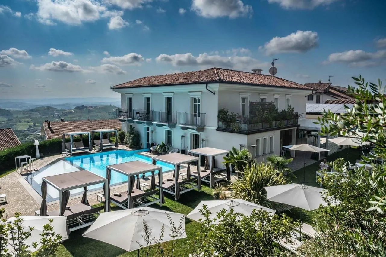 Spring in Villa Nonna Cicci Boutique Hotel - SPA