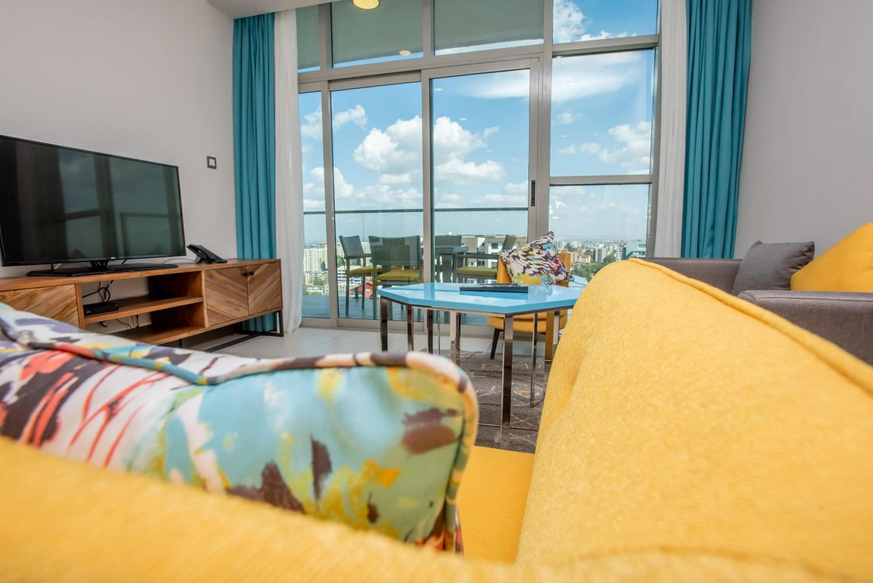 Living room in Skynest Residences by CityBlue, Nairobi Westlands