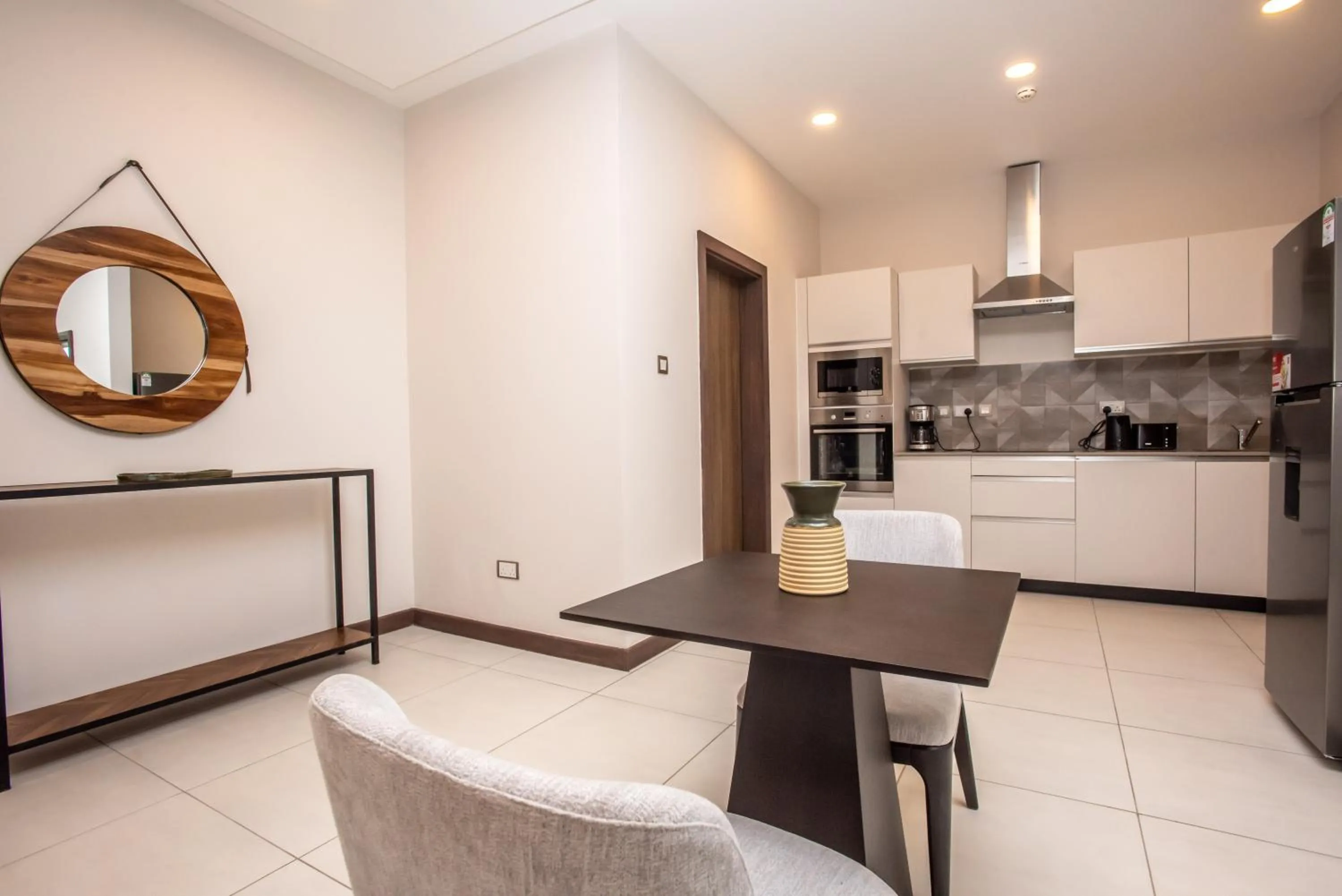 Kitchen or kitchenette in Skynest Residences by CityBlue, Nairobi Westlands