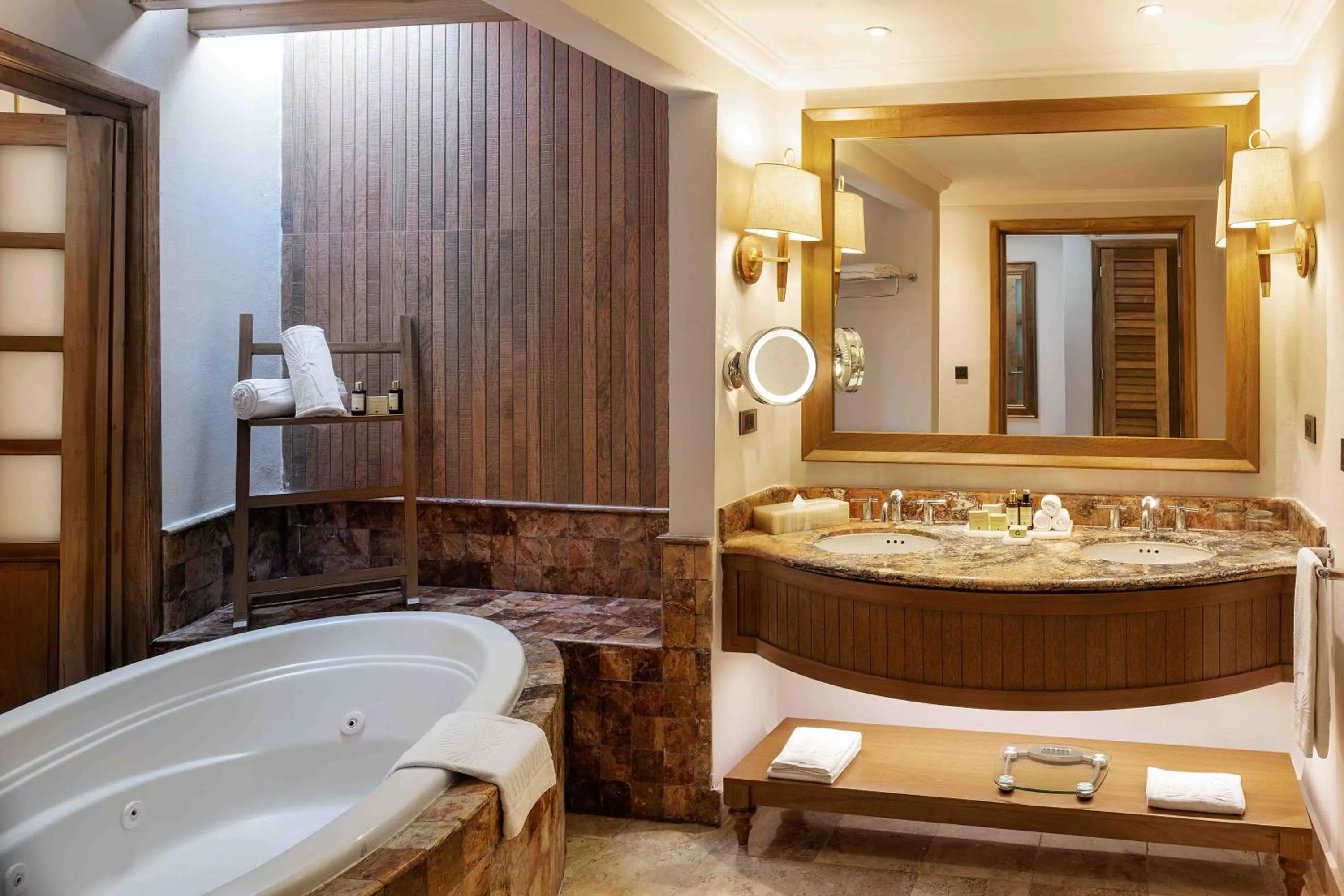 Hot Tub in Valentin Imperial Riviera Maya All Inclusive - Adults Only