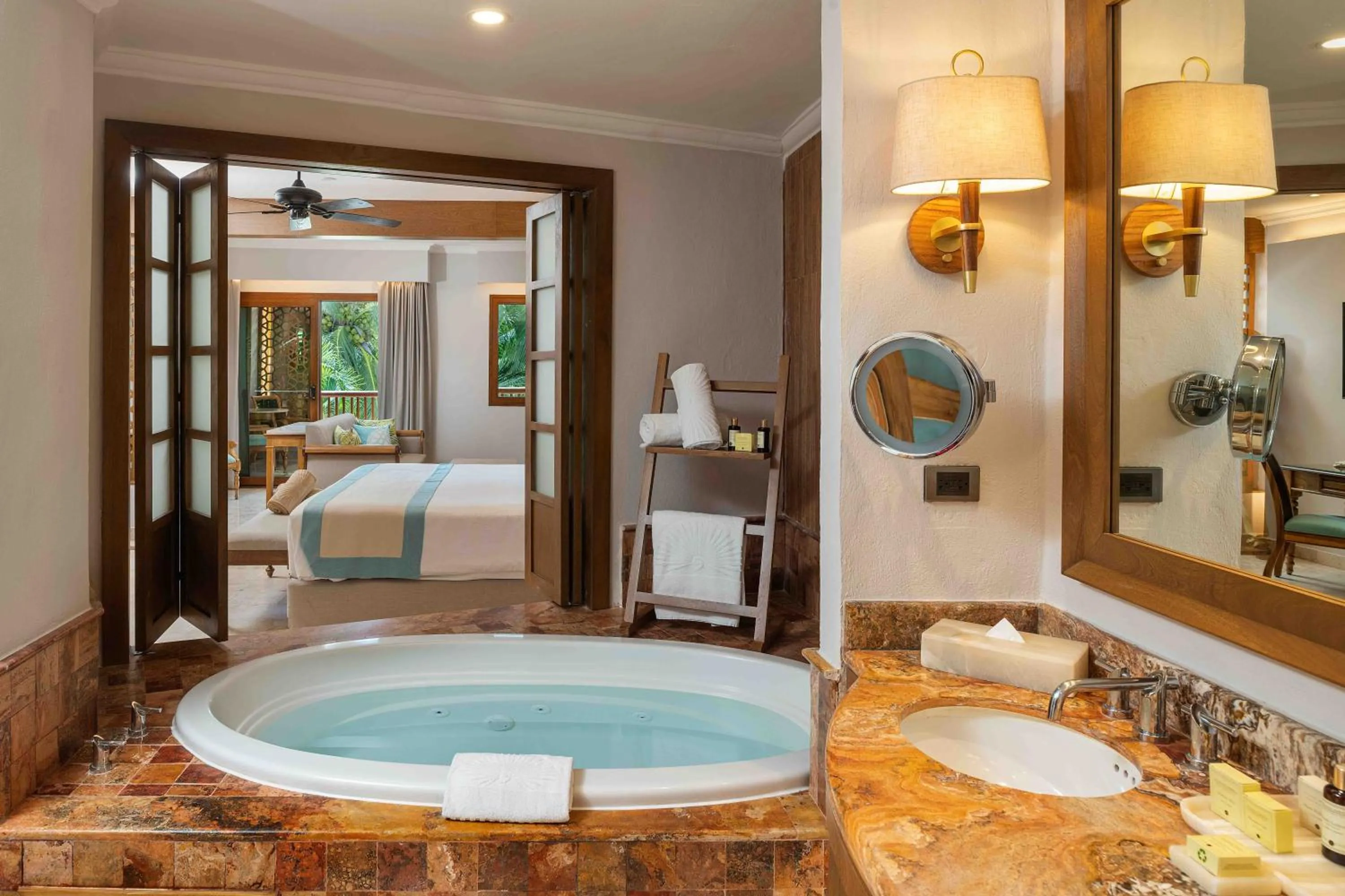 Hot Tub, Bed in Valentin Imperial Riviera Maya All Inclusive - Adults Only