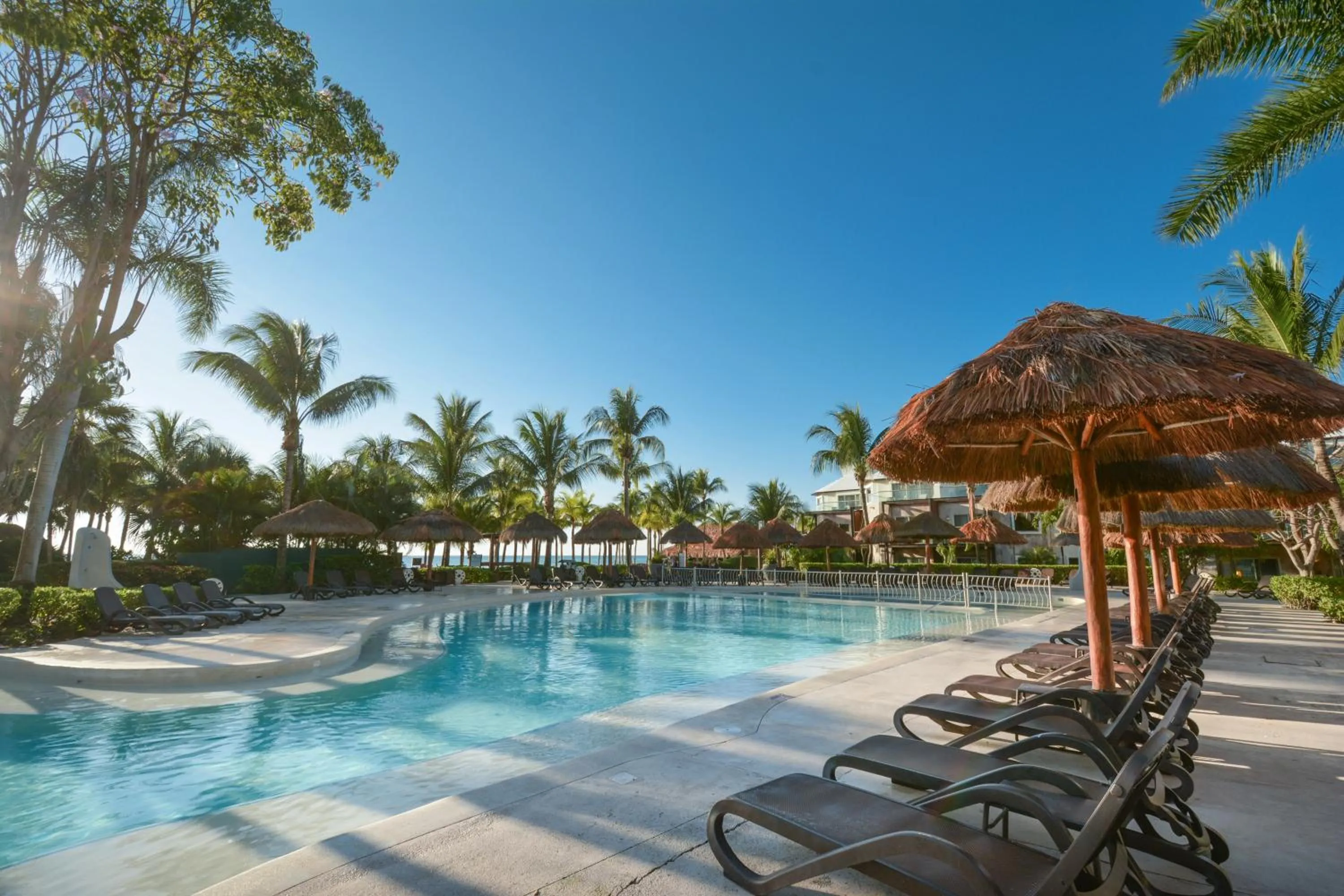 Swimming pool in Sandos Caracol Nature Resort & Water Park All Inclusive
