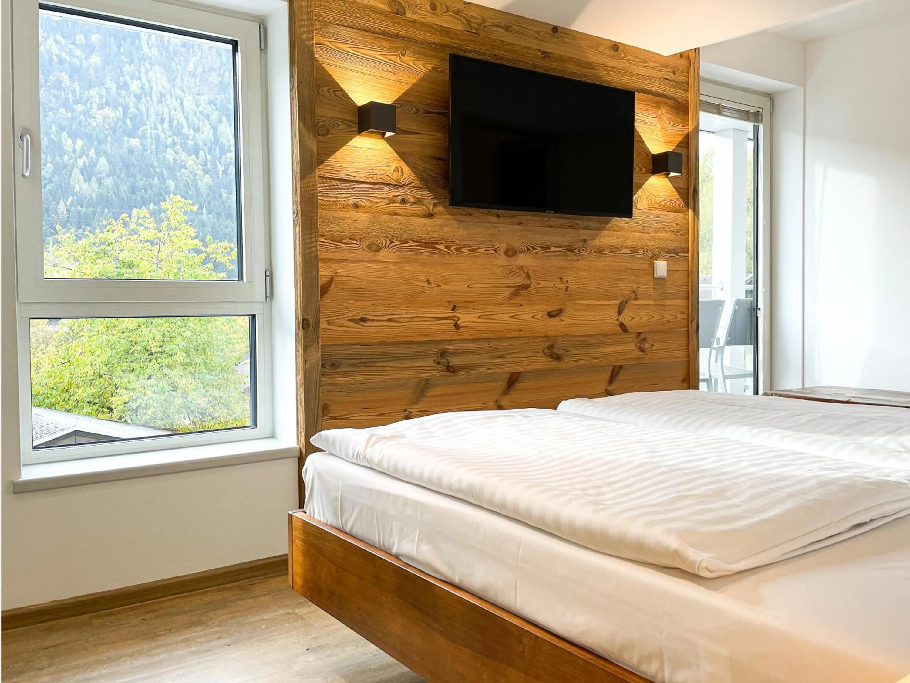 TV and multimedia, Bed in Der Gletscherblick by Alpin Rentals