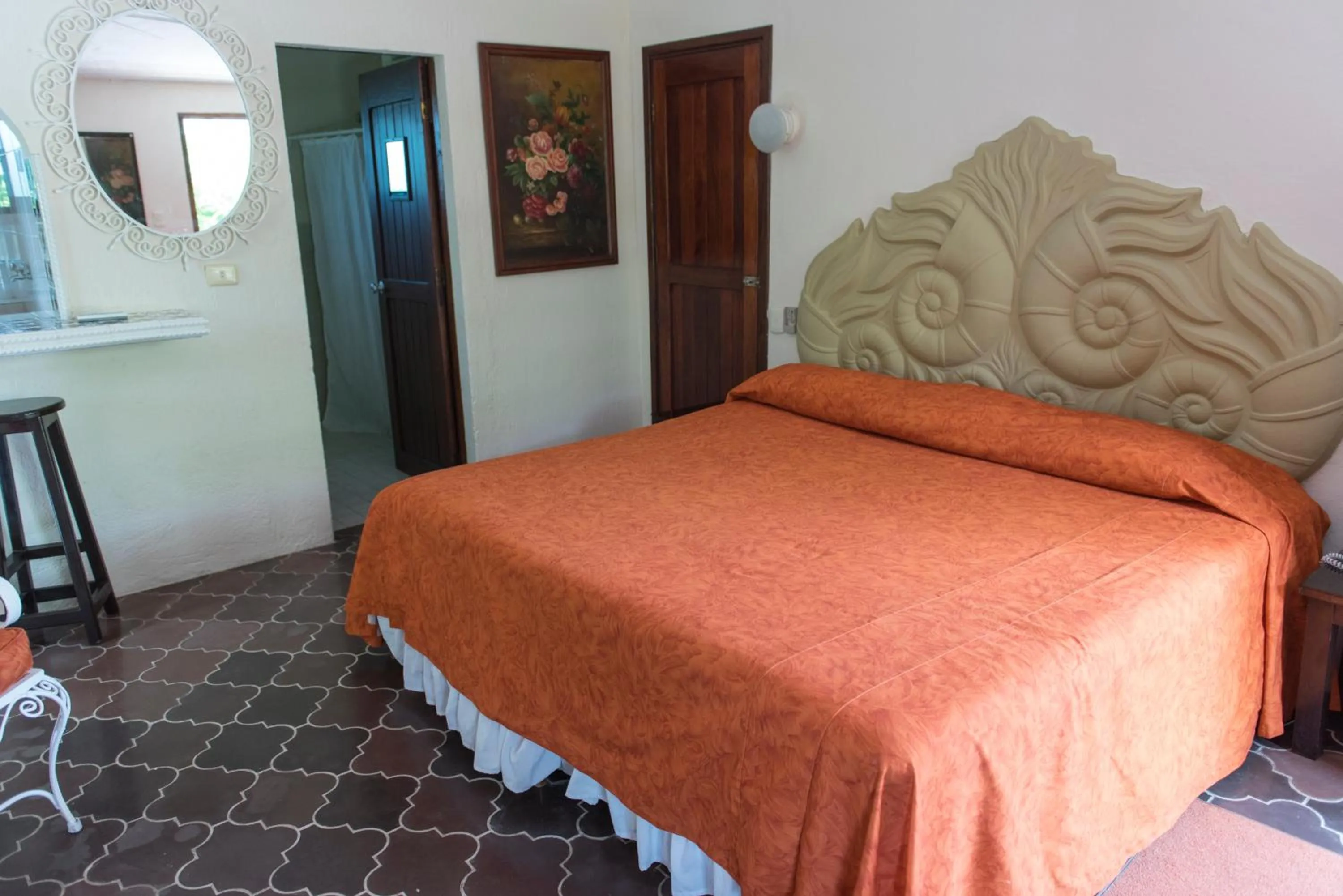 Photo of the whole room, Bed in Villablanca Garden Beach Hotel